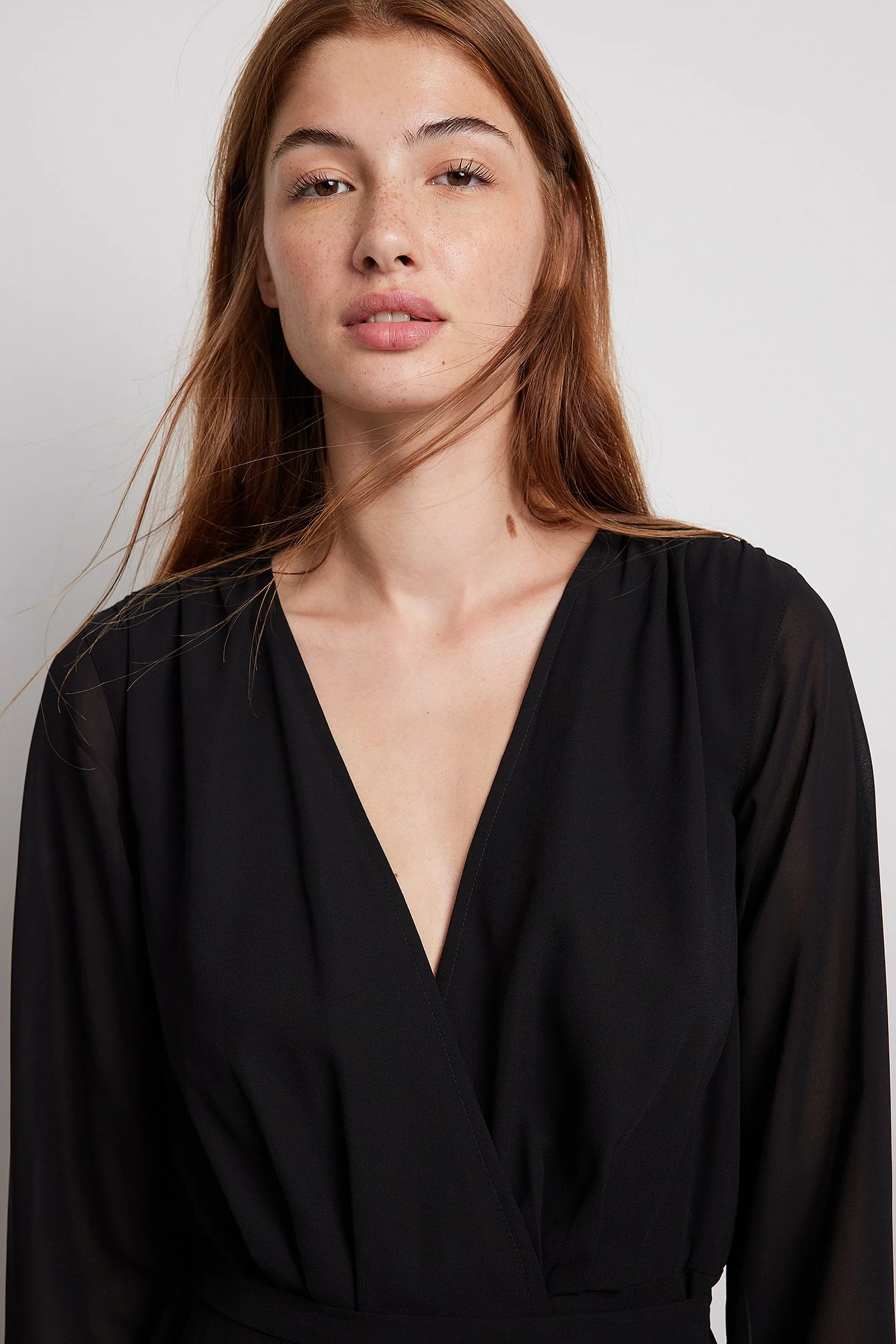 Maxikleid mit Overlap