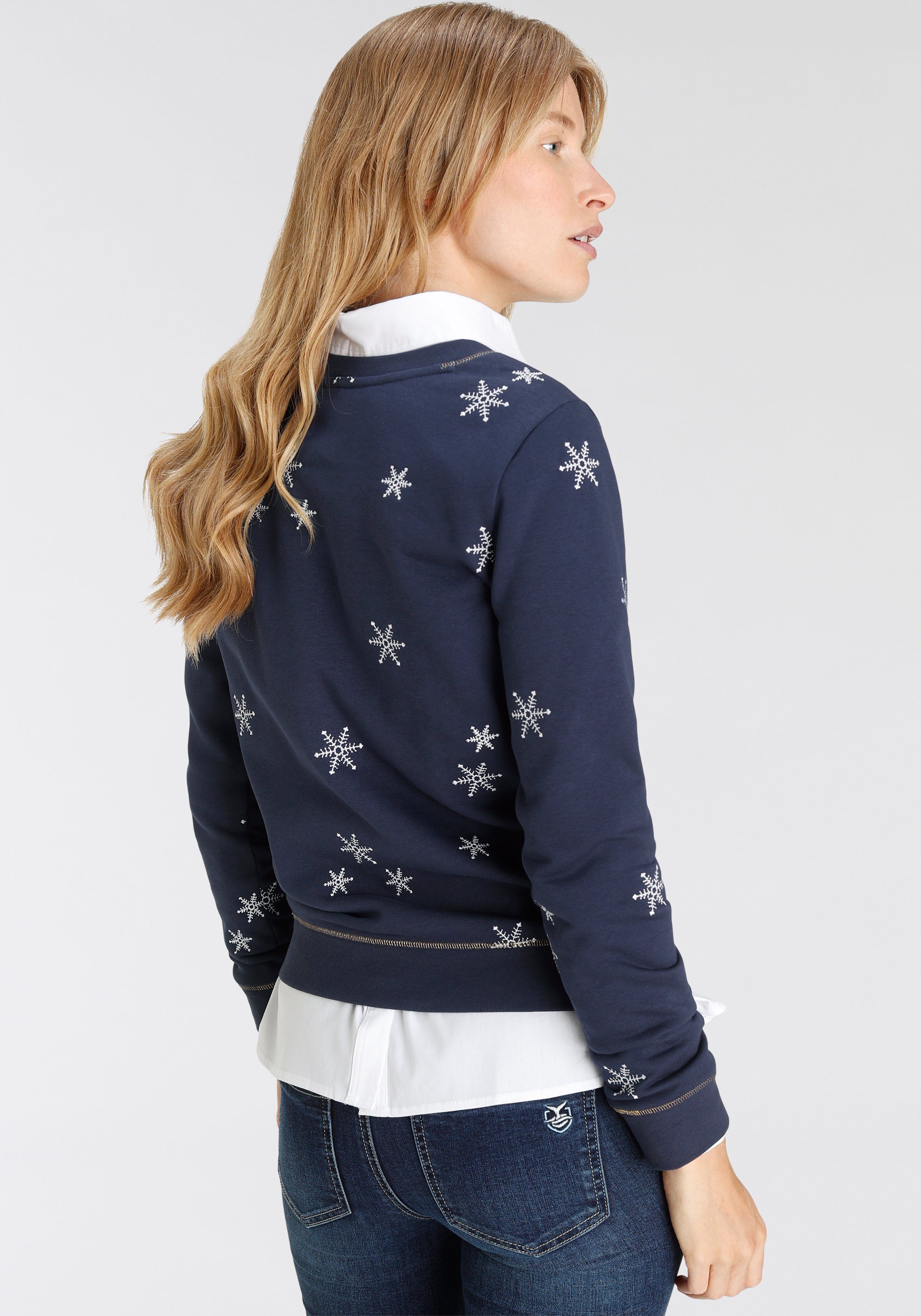 DELMAO Sweatshirt mit edel bestickten Schneeflocken - NEUE MARKE!