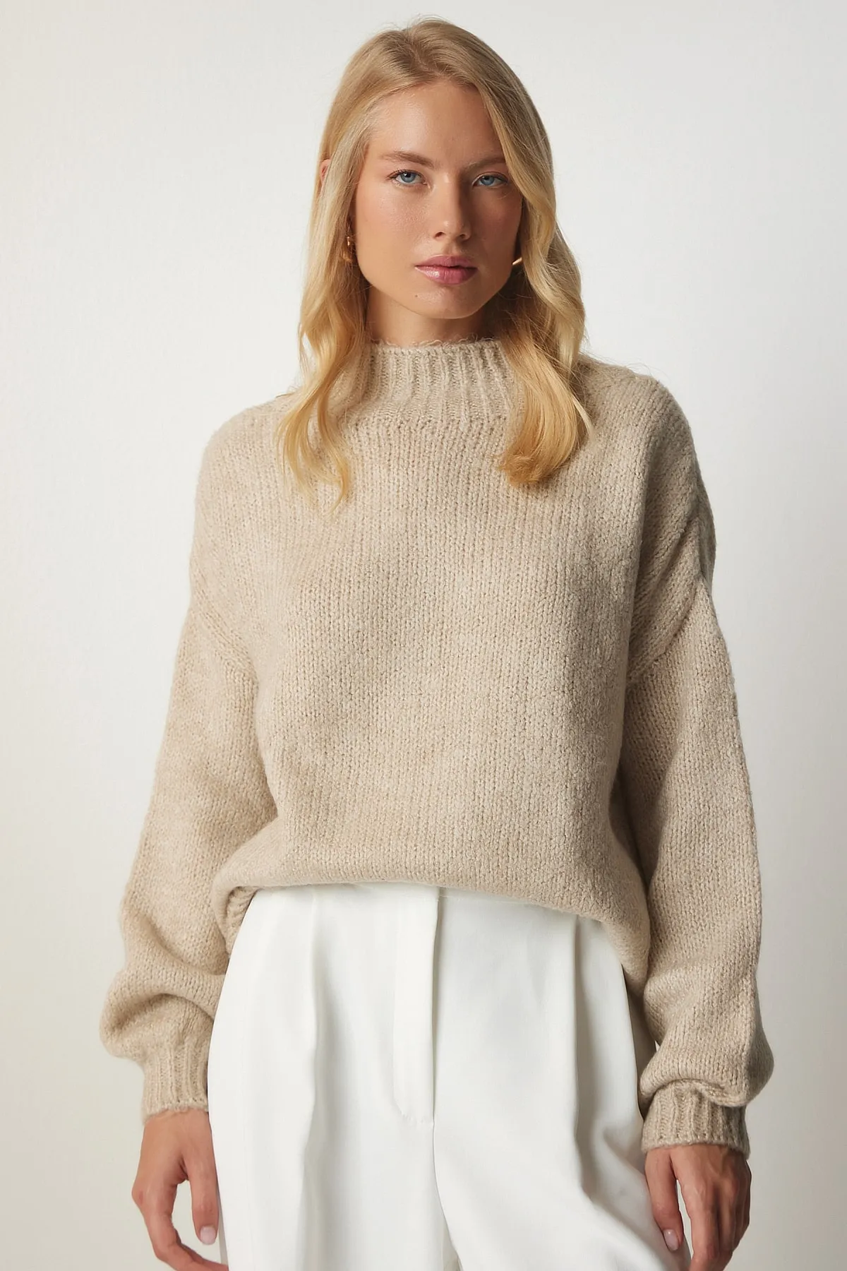 Happiness İstanbul  Damen Basic Strickpullover mit Stehkragen in Stein MX00127