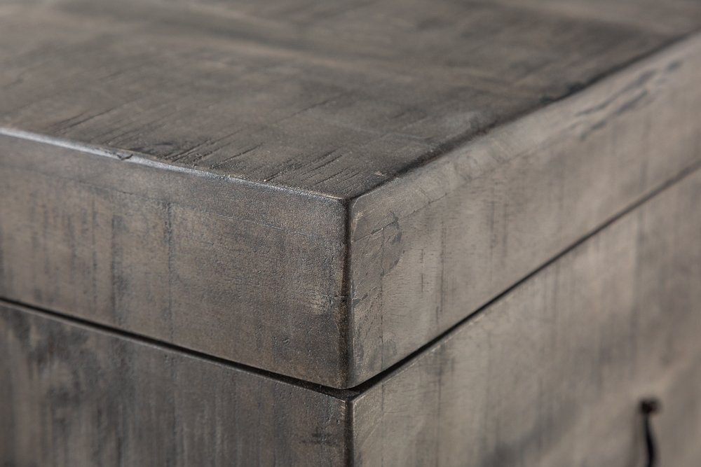 riess-ambiente Couchtisch FACTORY LOFT 115cm grau, Truhe · Sitzbank · Massivholz · Metall · mit Fach · Industrial