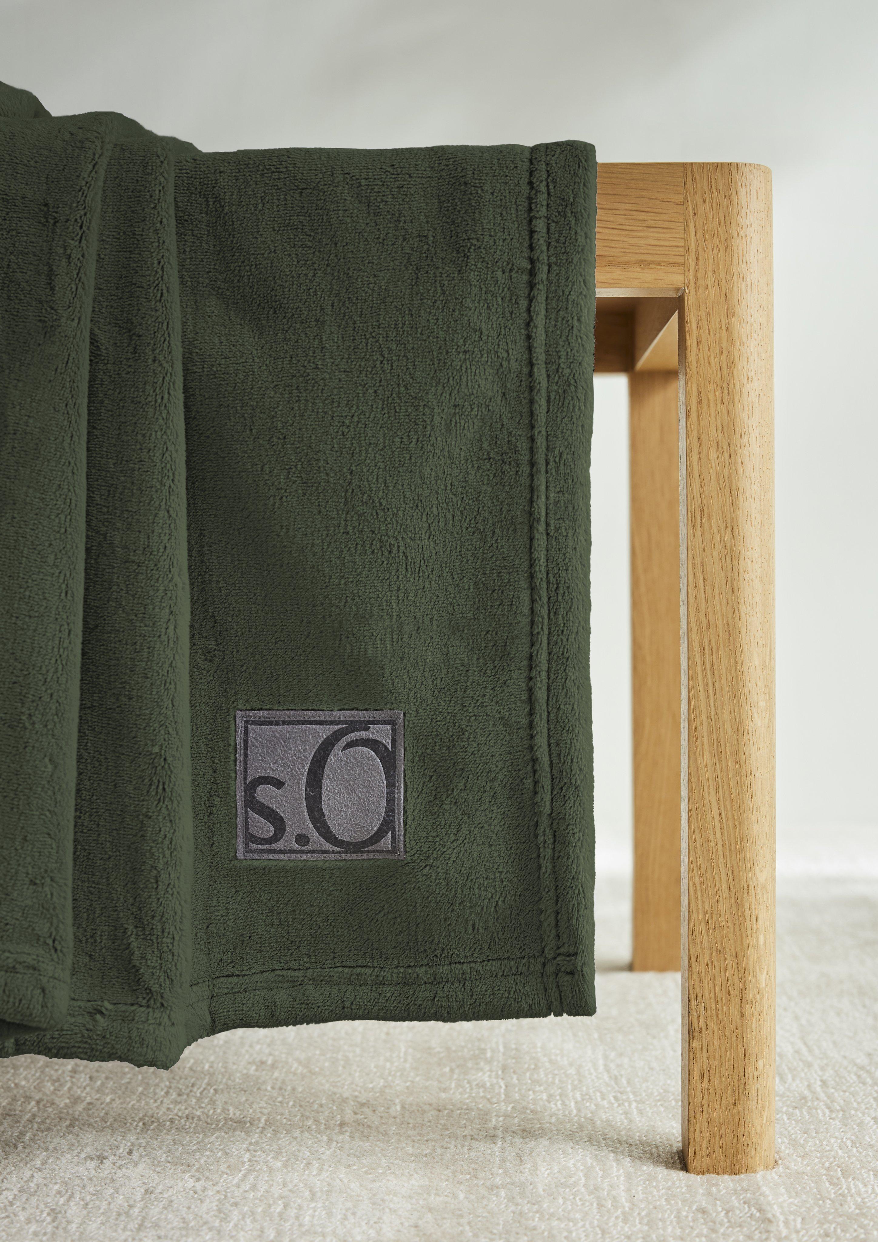 Weiche Decke mit Logo-Detail  6008754-760