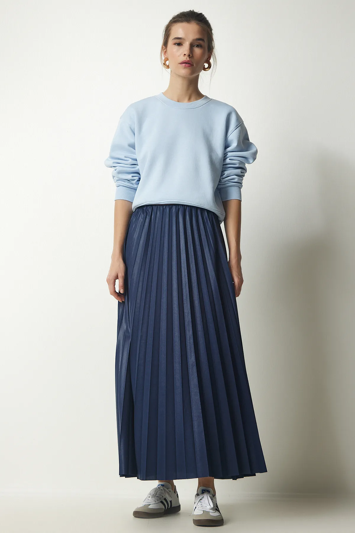 Happiness İstanbul  Marineblauer, langer Plisseerock für Damen LJ00001