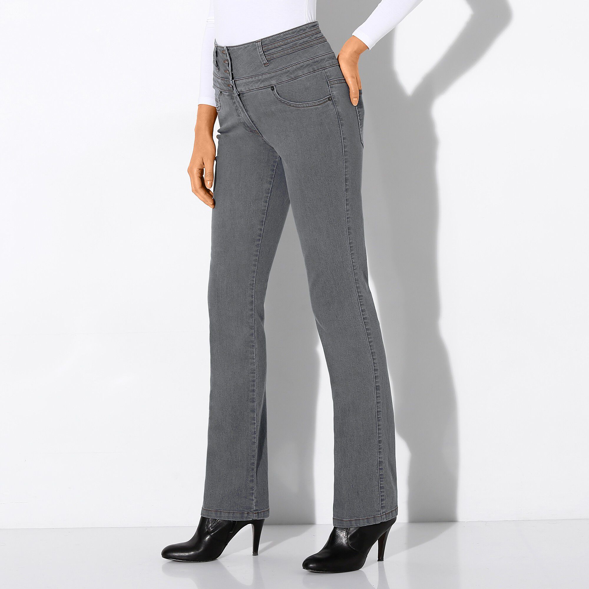 Jean taille haute coupe droite