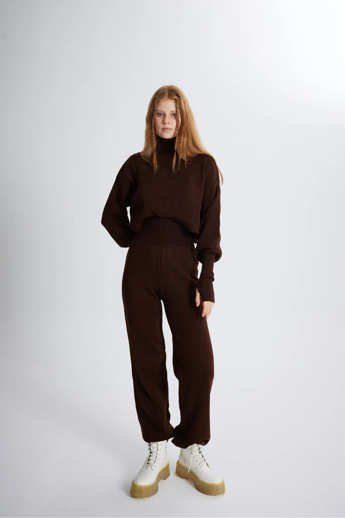 HOLLY LOLLY  Bottom Top Strickwaren Thinky Suit Braun