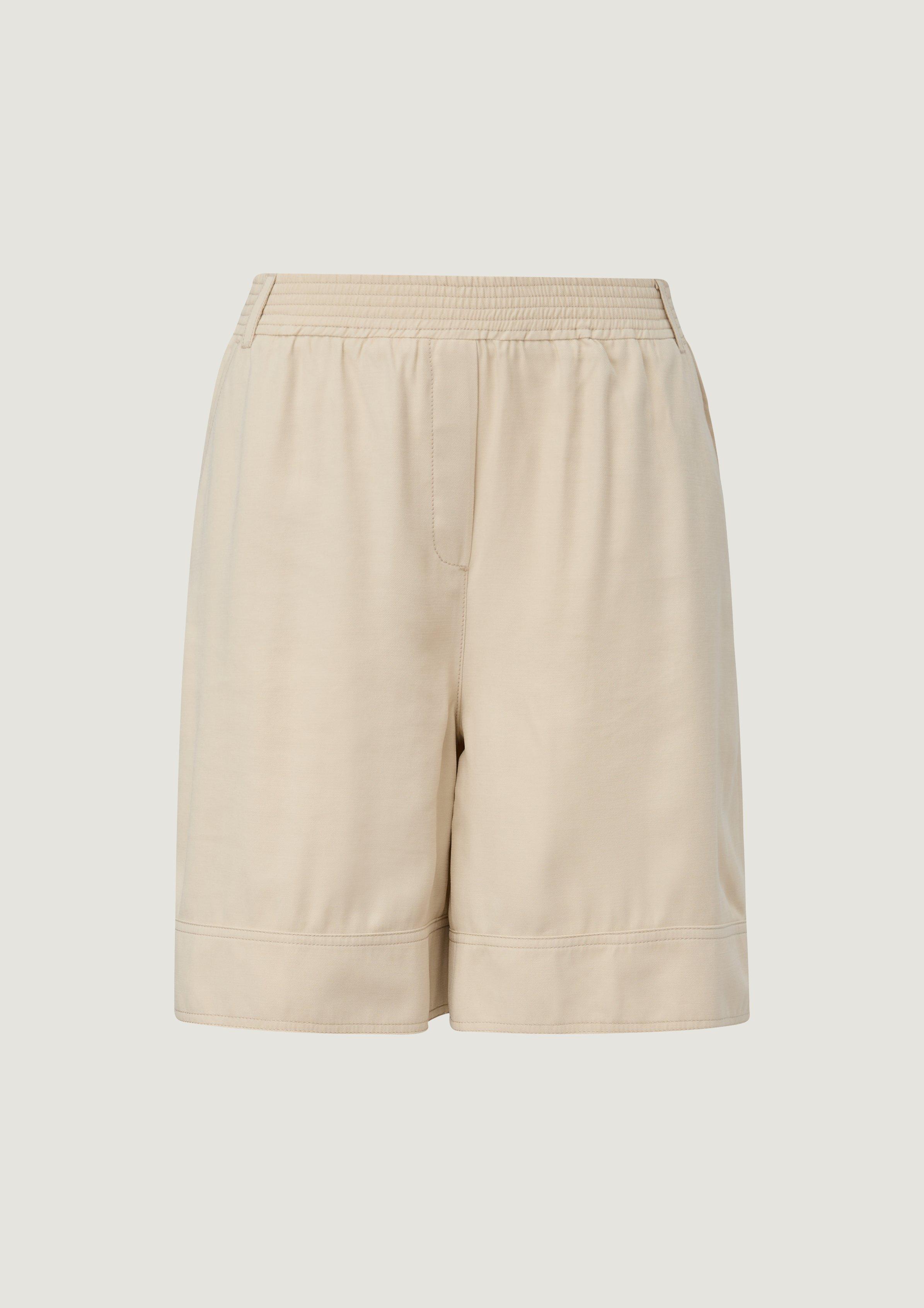 Loose: Shorts aus Twill - beige