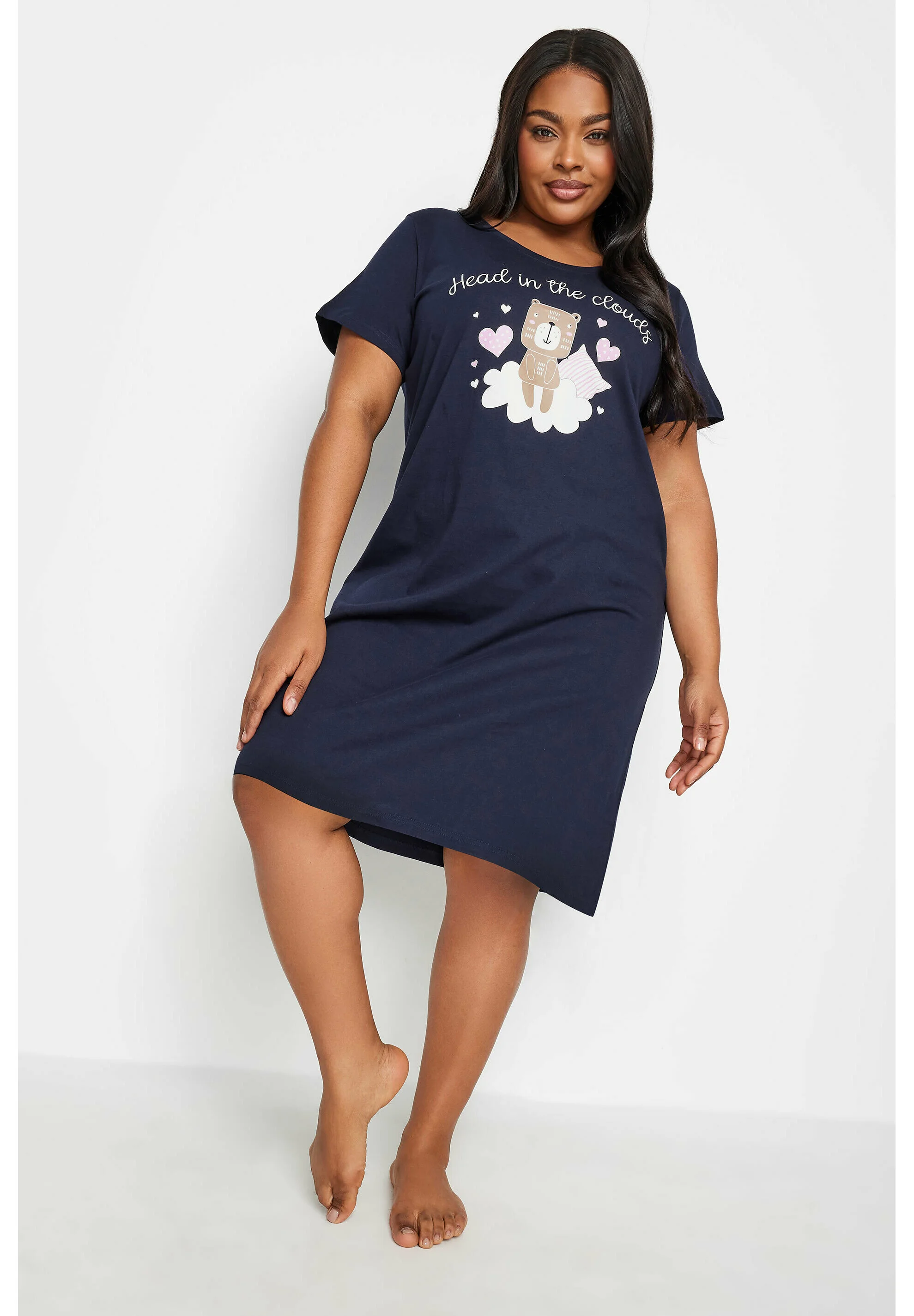 Yours Clothing 'CABEZA EN LAS NUBES' - Camisón