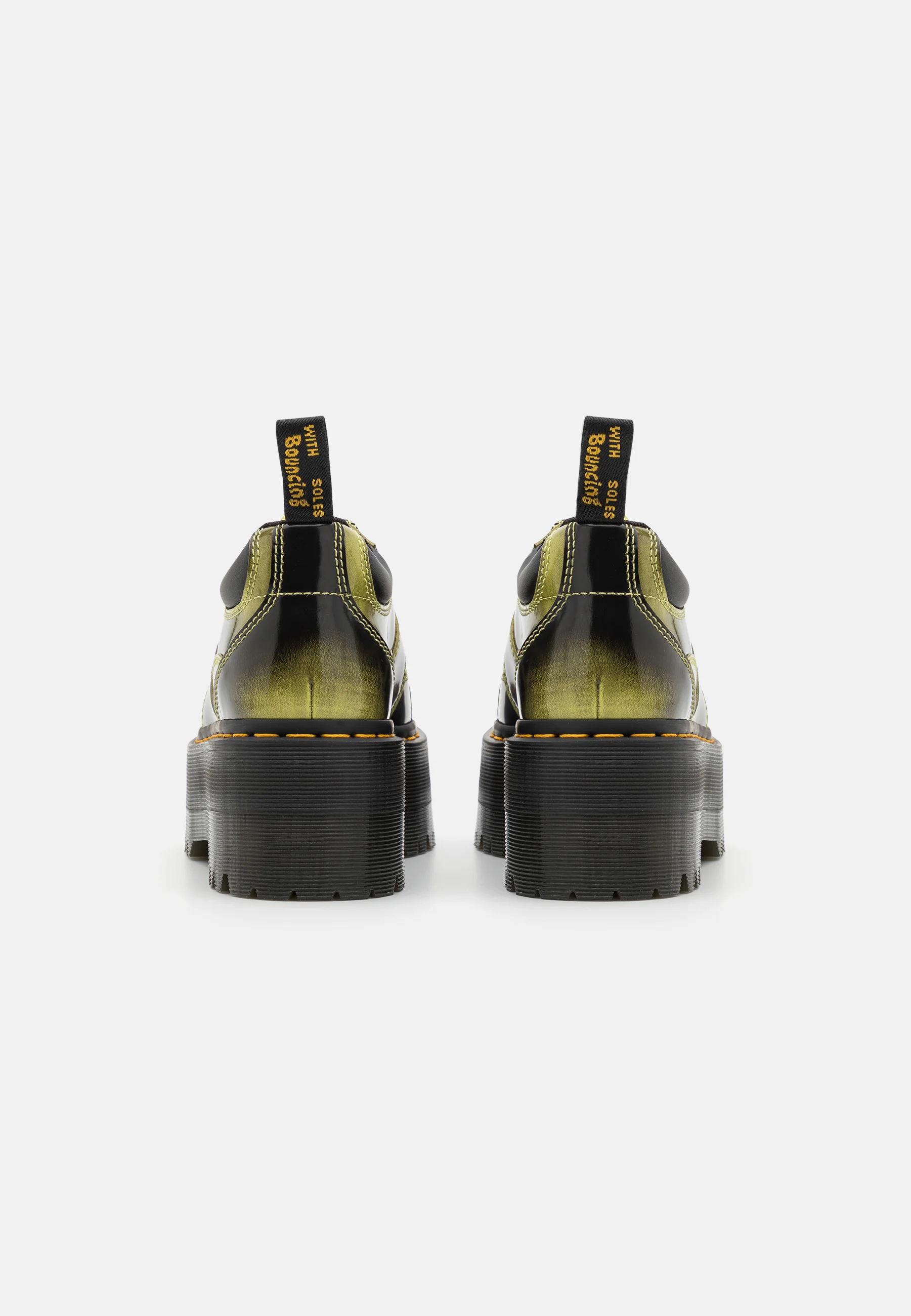 Dr. Martens QUAD MAX - Zapatos con cordones