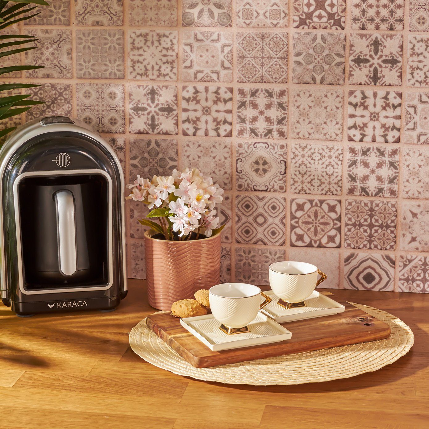 Karaca Kaffeeservice Art Deco Creme-Set mit 2 Kaffeetassen, Mokkatassen, Espressotassen