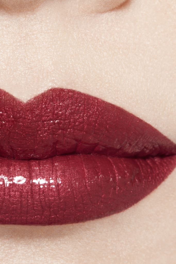 CHANEL ROUGE ALLURE LAQUE DER GLÄNZENDE FLUID-LIPPENSTIFT MIT LANGEM HALT