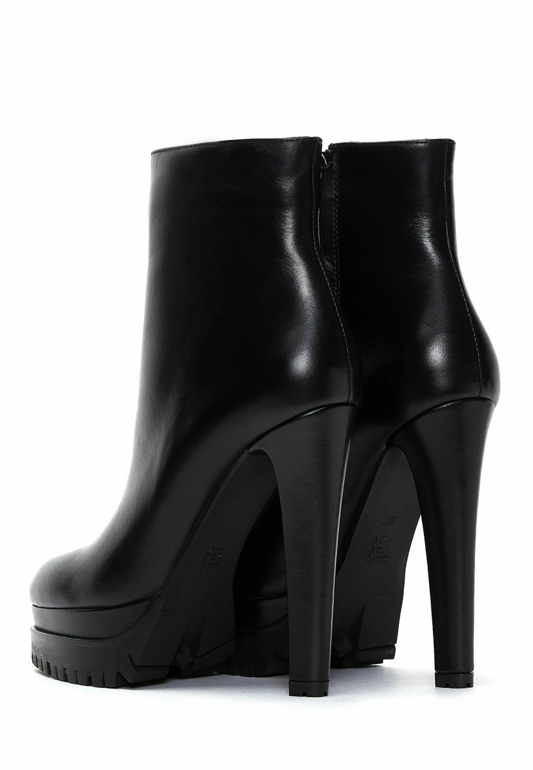 Botines de tacón Derimod