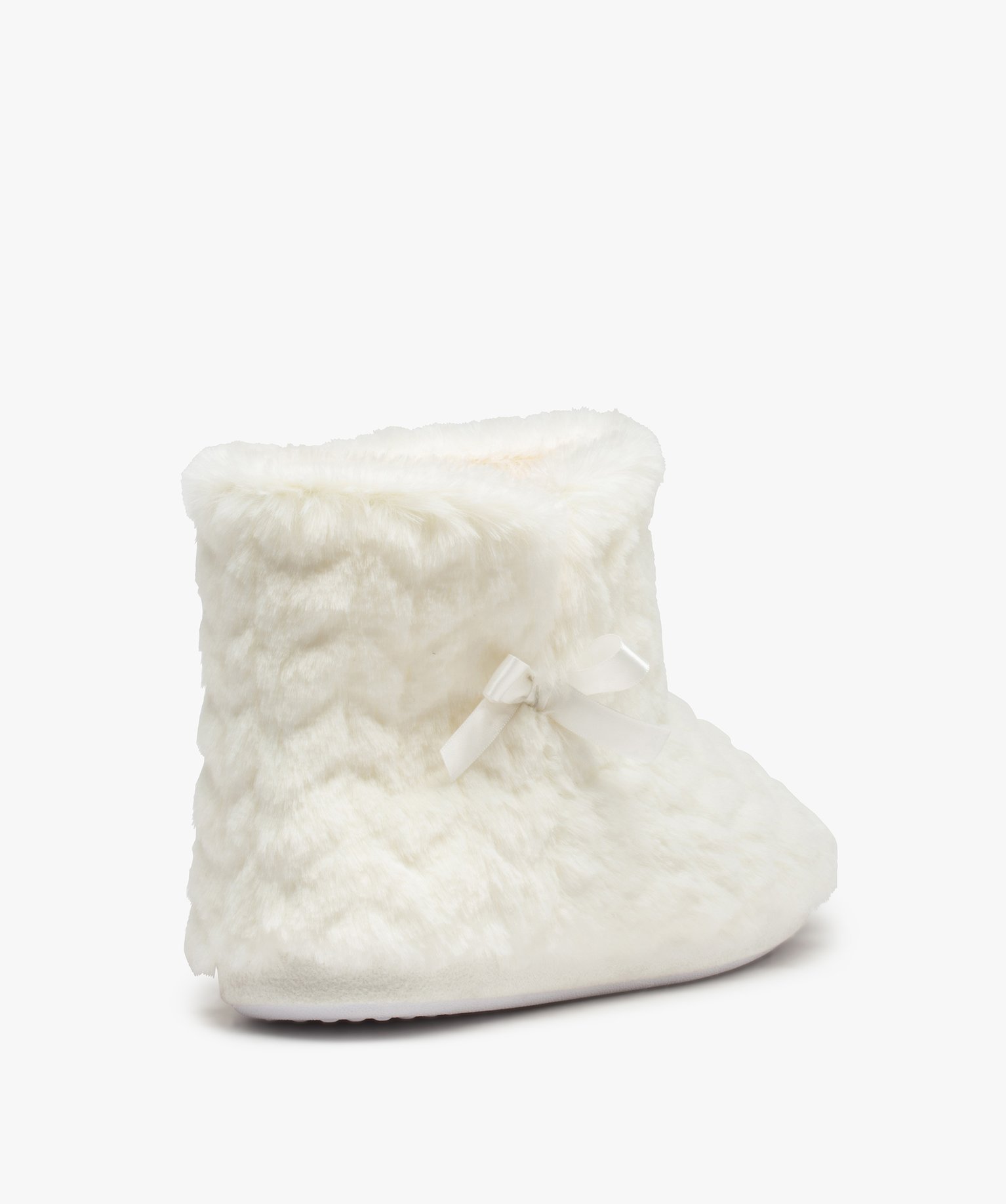 Chaussons femme en forme de boots fourrées unies blanc | GEMO