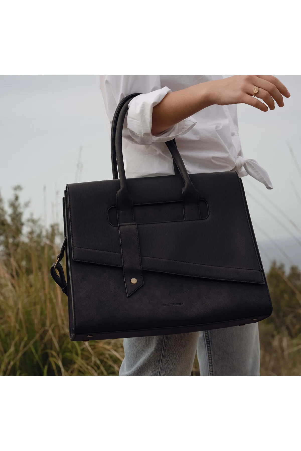 Violet Hamden  Essential Bag Schwarze Shopper VH25020