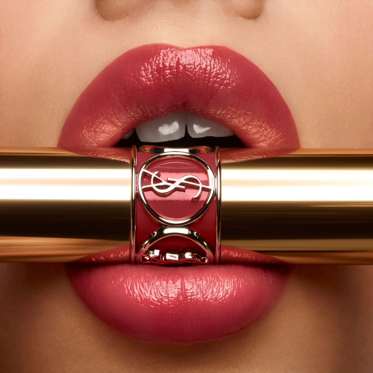 Lips Rouge Volupté Shine - Ruj strălucitor