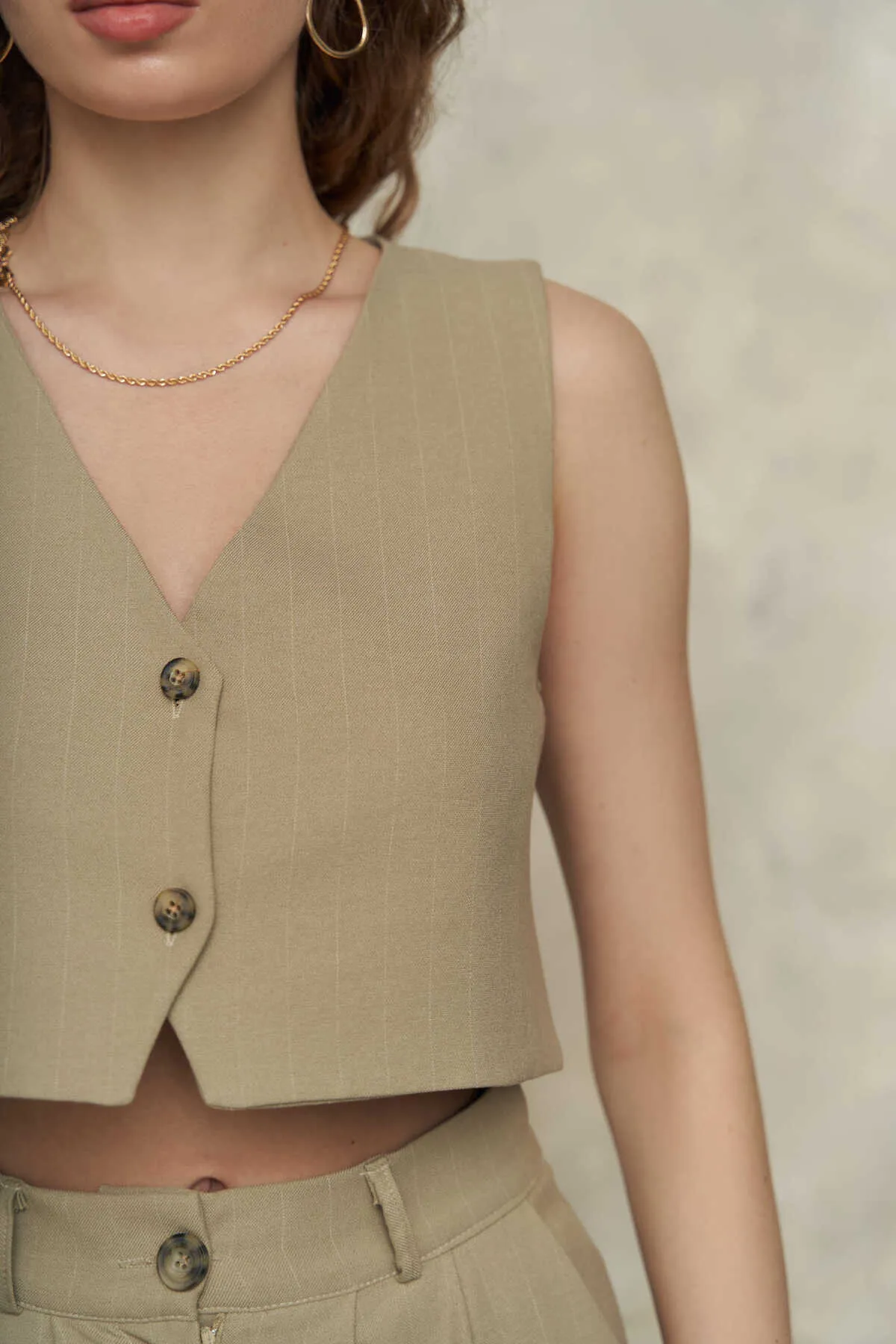 MCLLCTN  Polly Olivgrünes Dreierjacken-Set für Damen