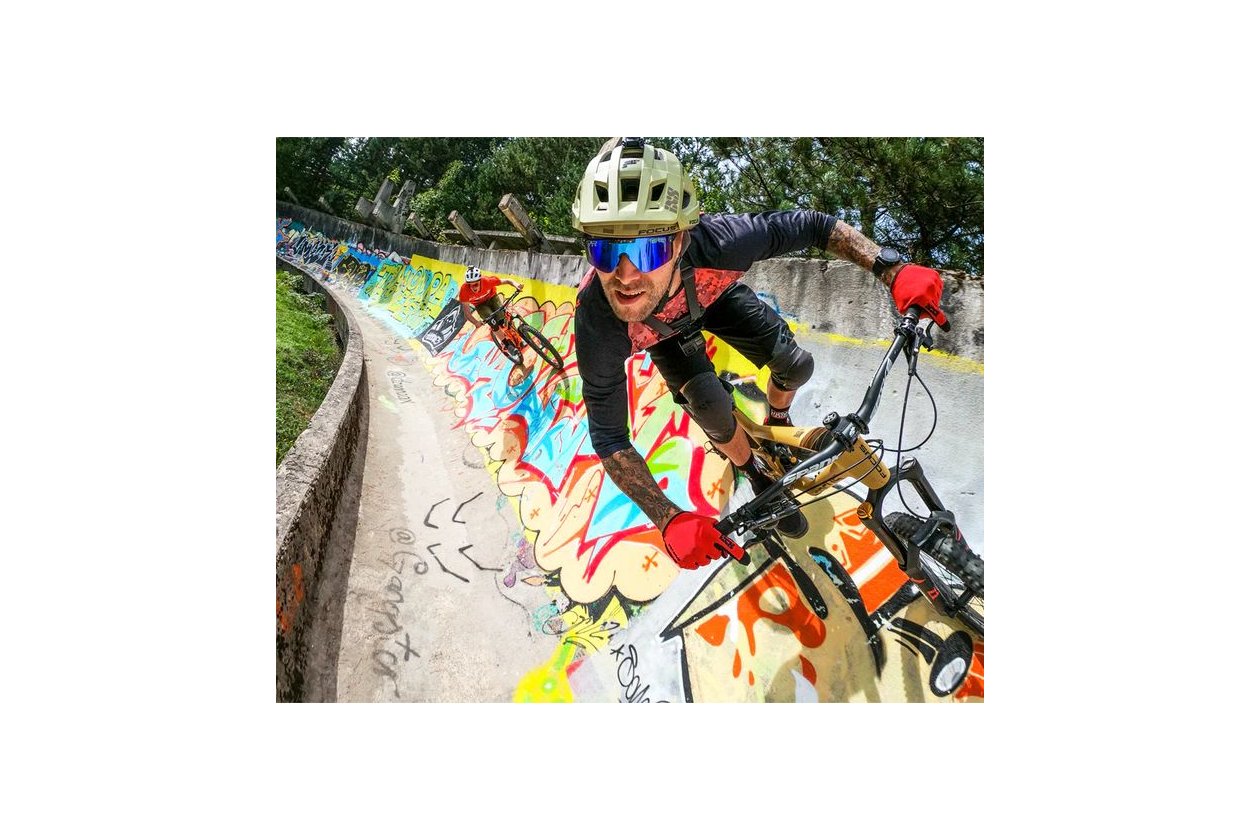 Pit Viper The 2000s - Hail Sagan / Blue Revo Mirror Z87 RATED