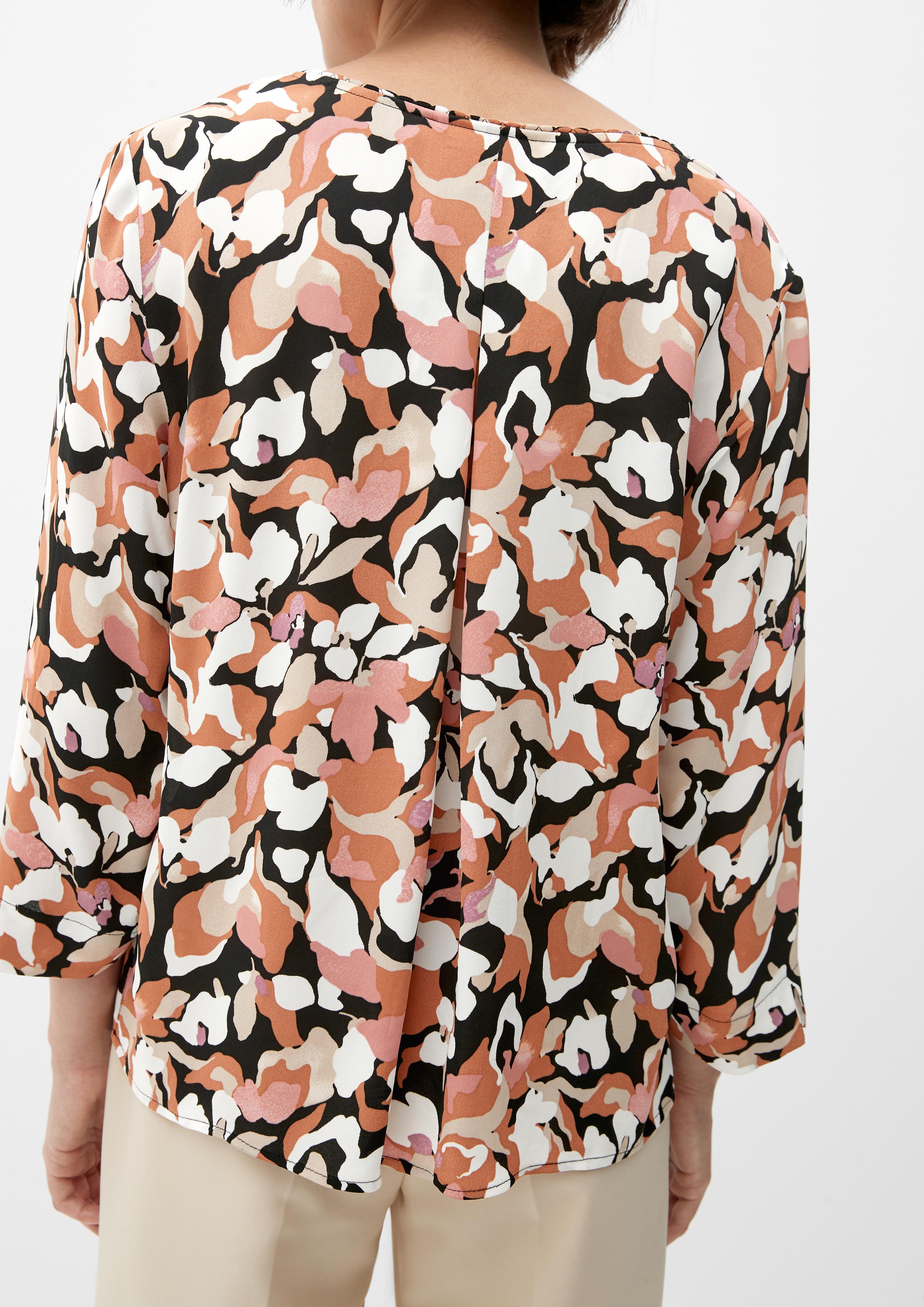 Viskosebluse mit Allovermuster  2121966-99A4