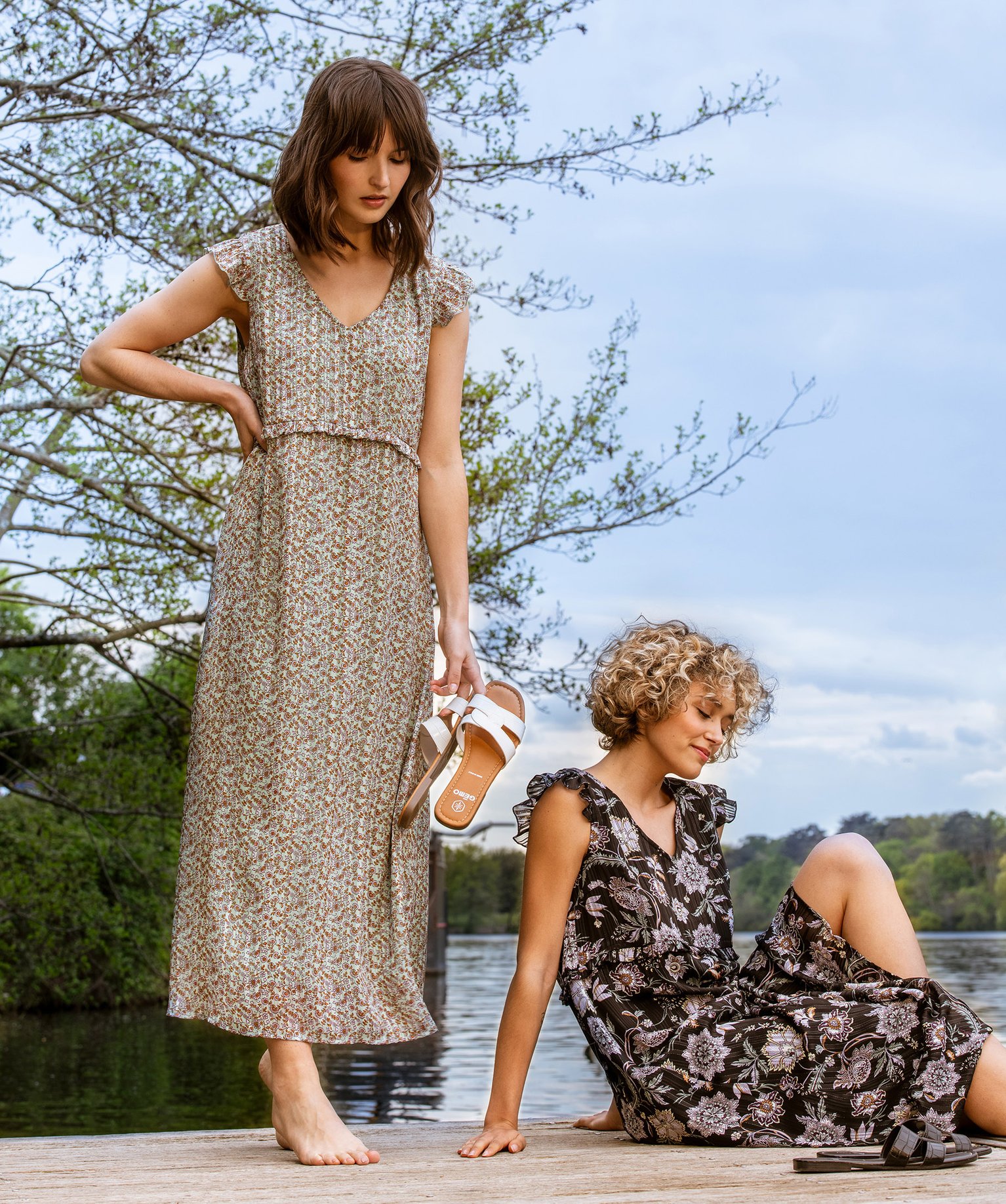 Robe femme à motifs fleuris et rayures pailletées | GEMO