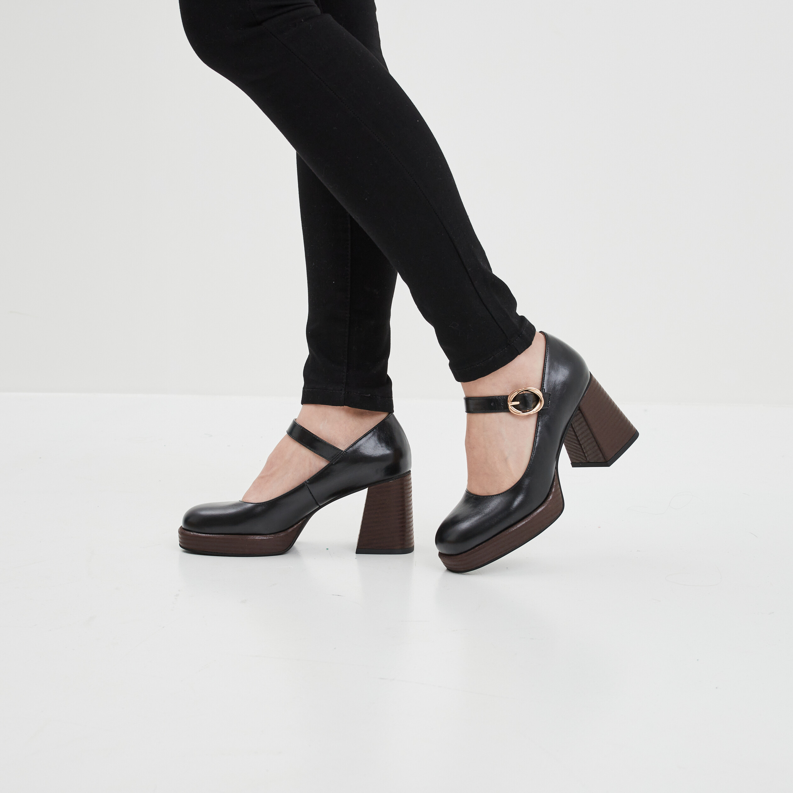 Escarpins à talons avec bride Liberto noir femme | La Halle
