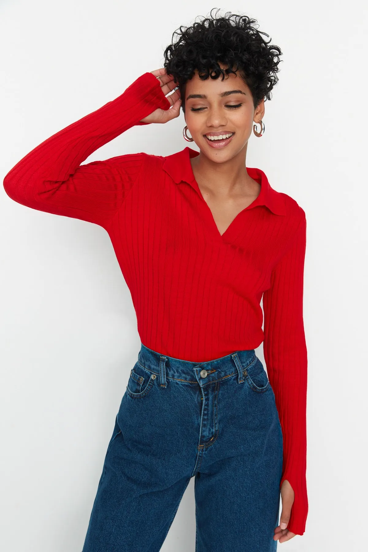 Trendyol Collection  Roter Strickpullover mit Rollkragen TWOAW21KZ1113