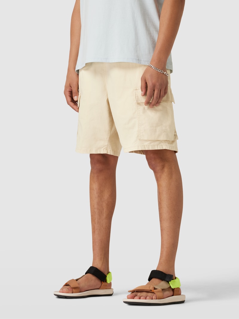 Cargoshorts mit Label-Detail Modell 'SURPLUS' in beige