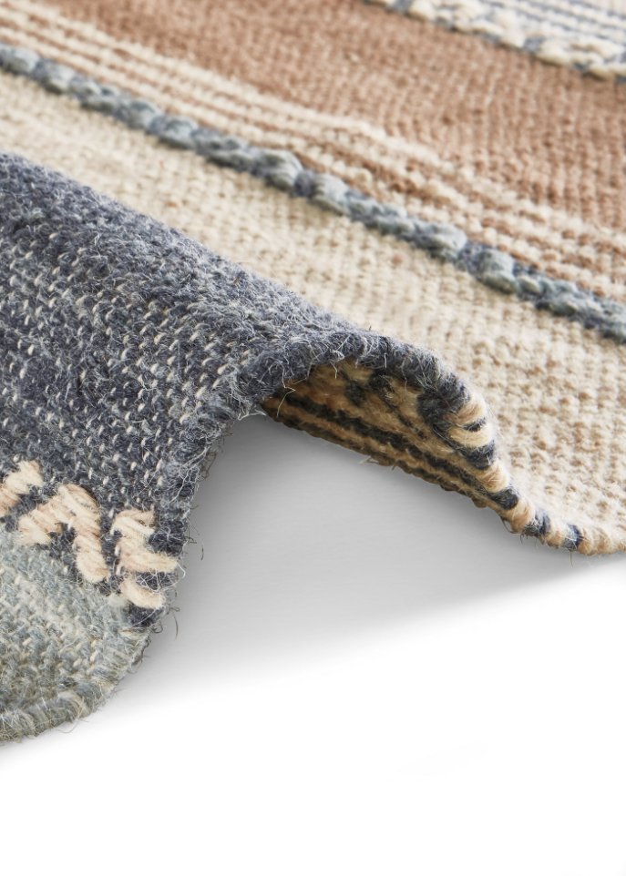 Kelim-Teppich mit Streifen in sanften Naturtönen