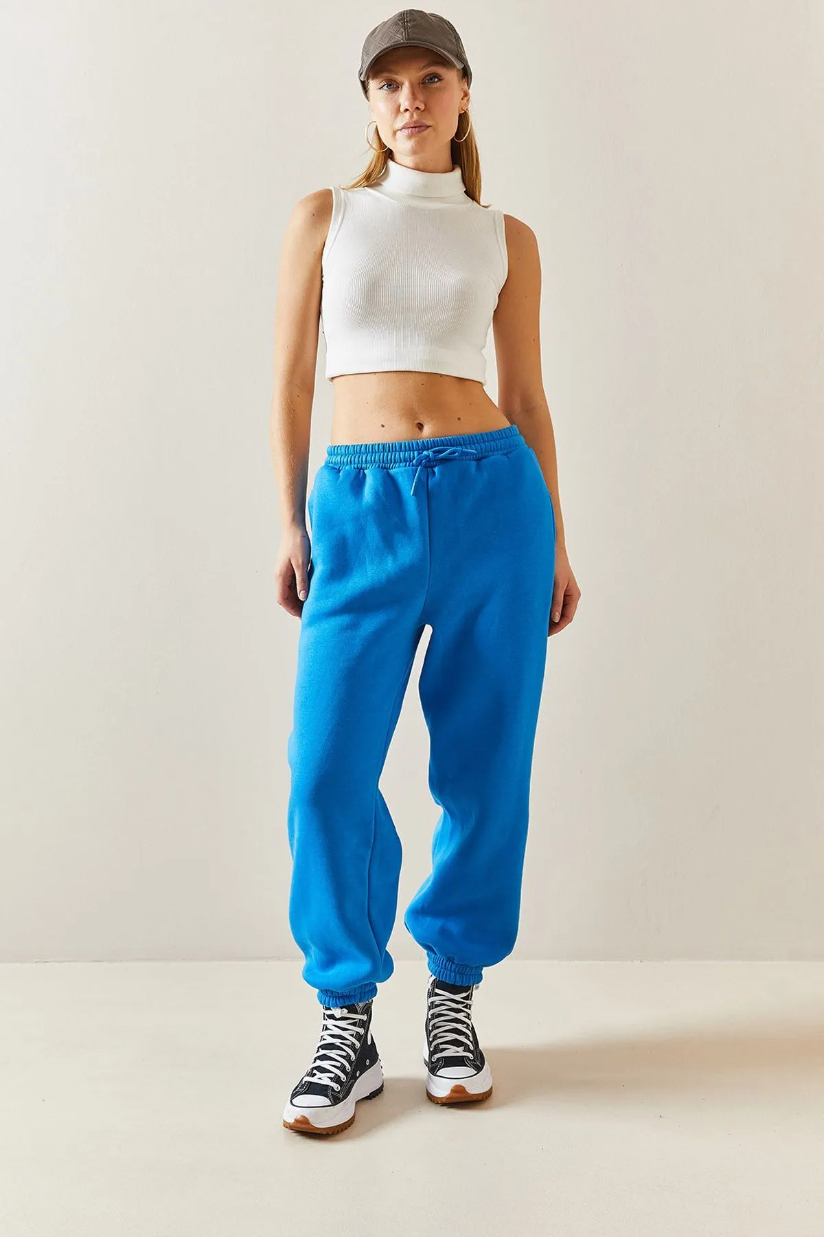 XHAN  Türkisfarbene, übergroße, erhöhte Jogger-Jogginghose 4KXK8-47762-13