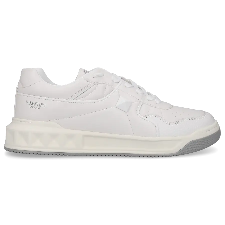 Valentino Garavani - Sneaker low ONE STUD Nappaleder - weiß