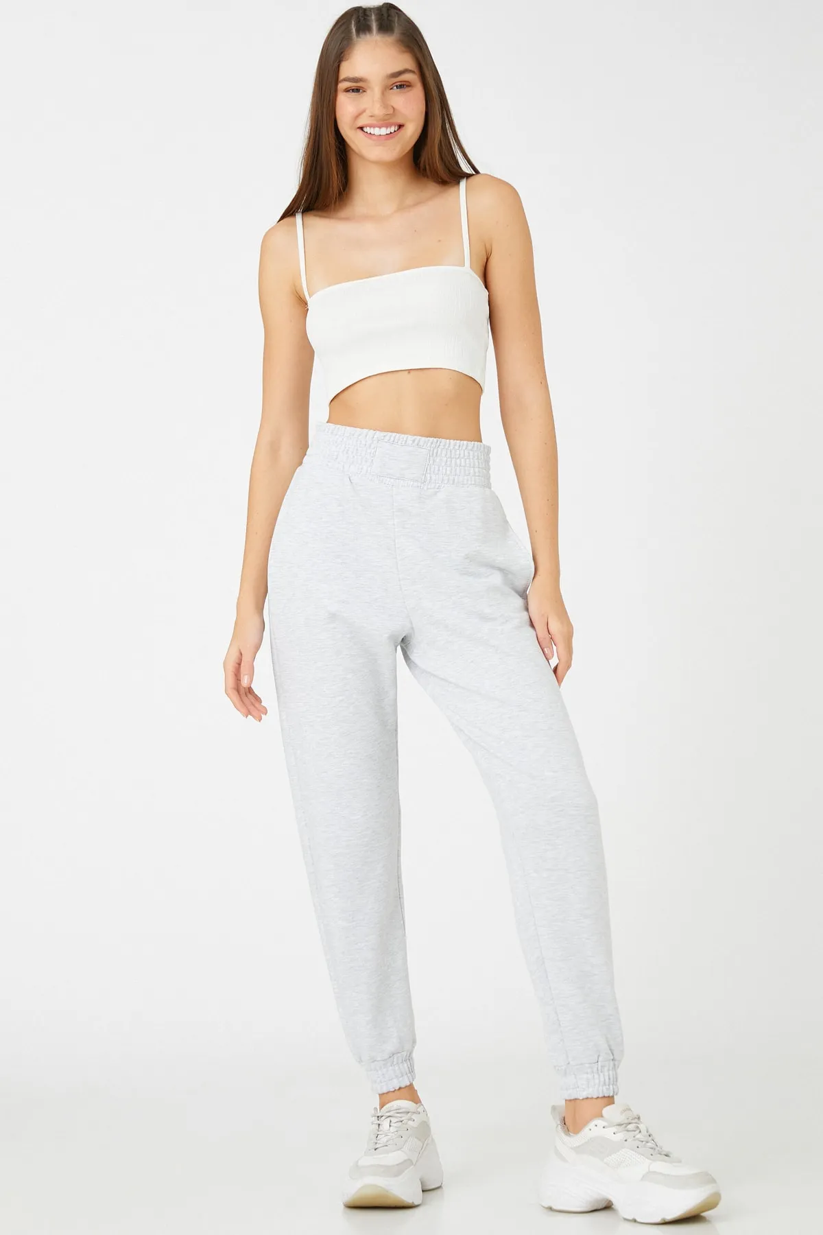 Koton  Damen-Jogger-Jogginghose mit extra hoher Taille und Taschendetails 3sal40018ık