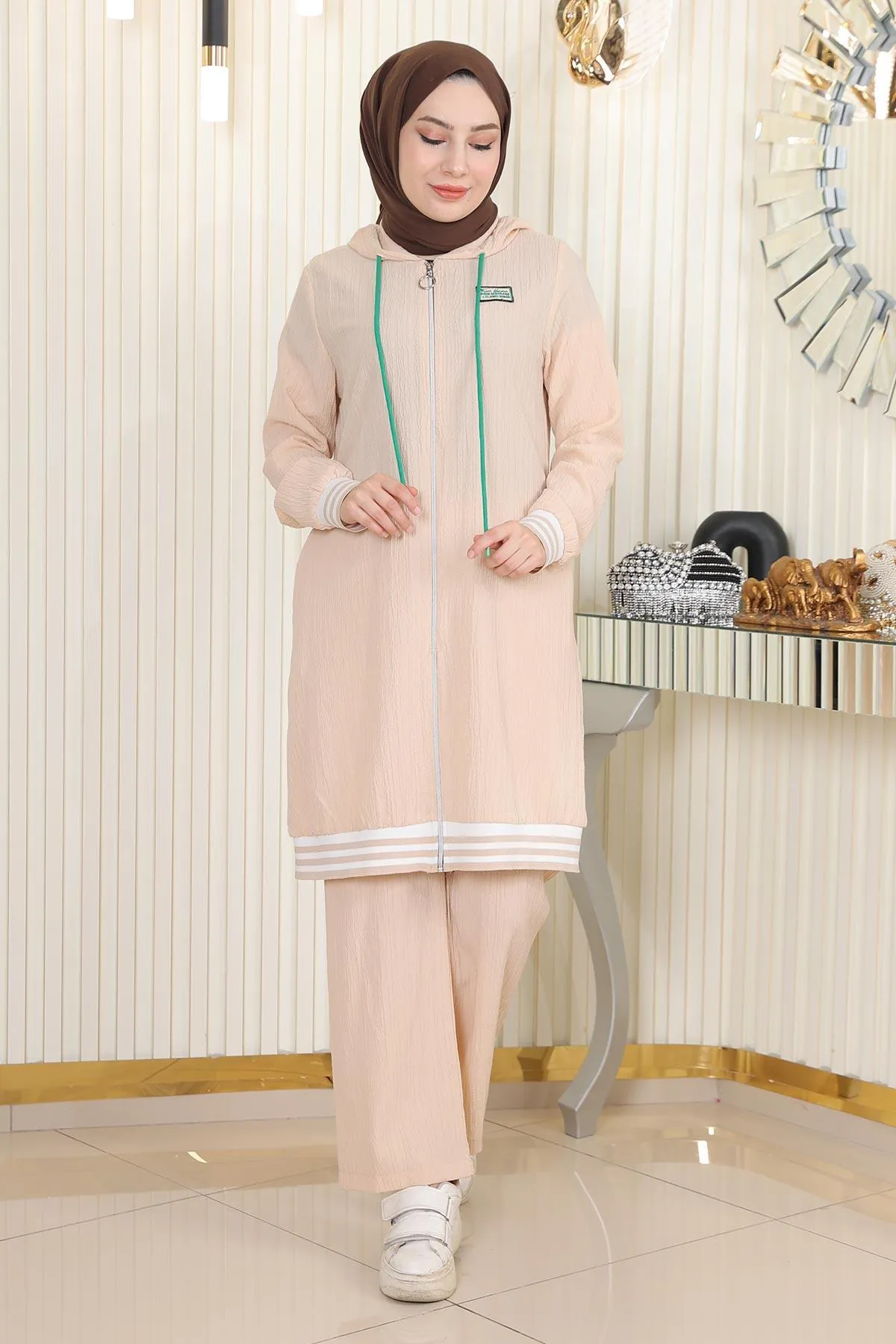 Modamihram  Gerippter Anzug mit Reißverschluss Beige 10405