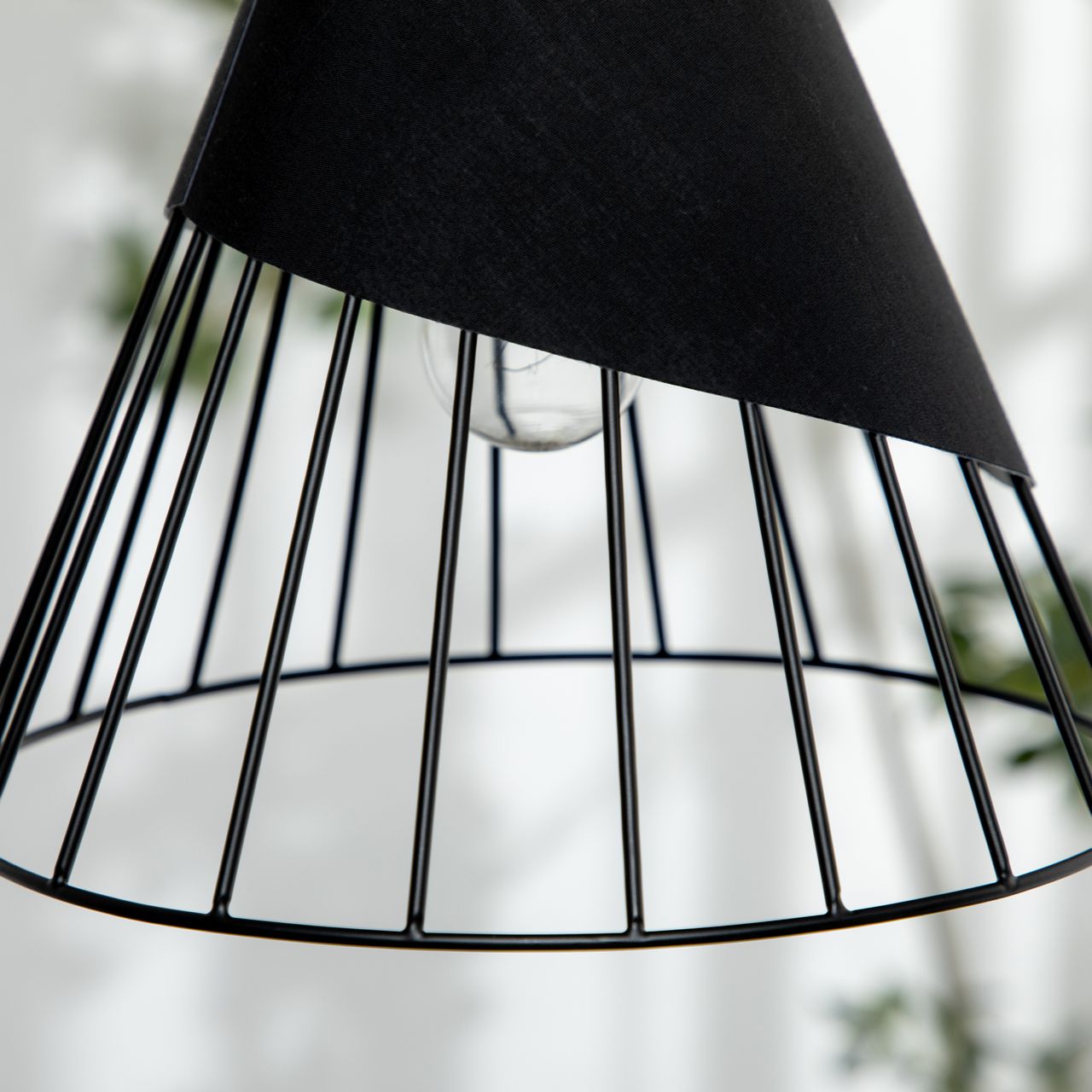 HOMCOM 40 W Hängeleuchte Deckenlampe mit E27 Sockel für Wohnzimmer, Flur Schwarz