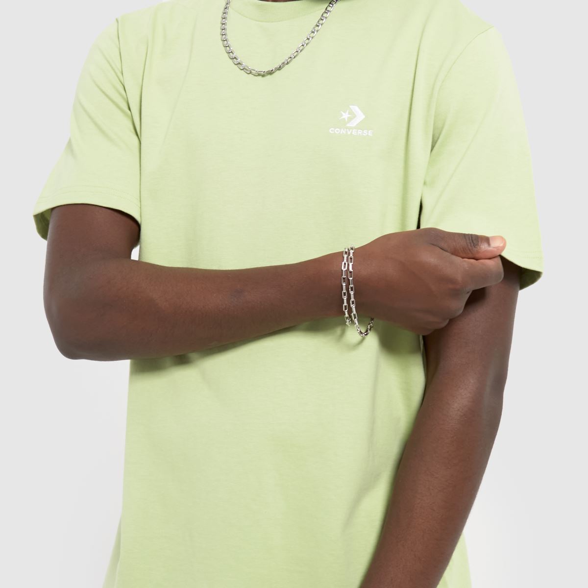Converse – Go to – Ljusgrön t-shirt med broderad stjärna