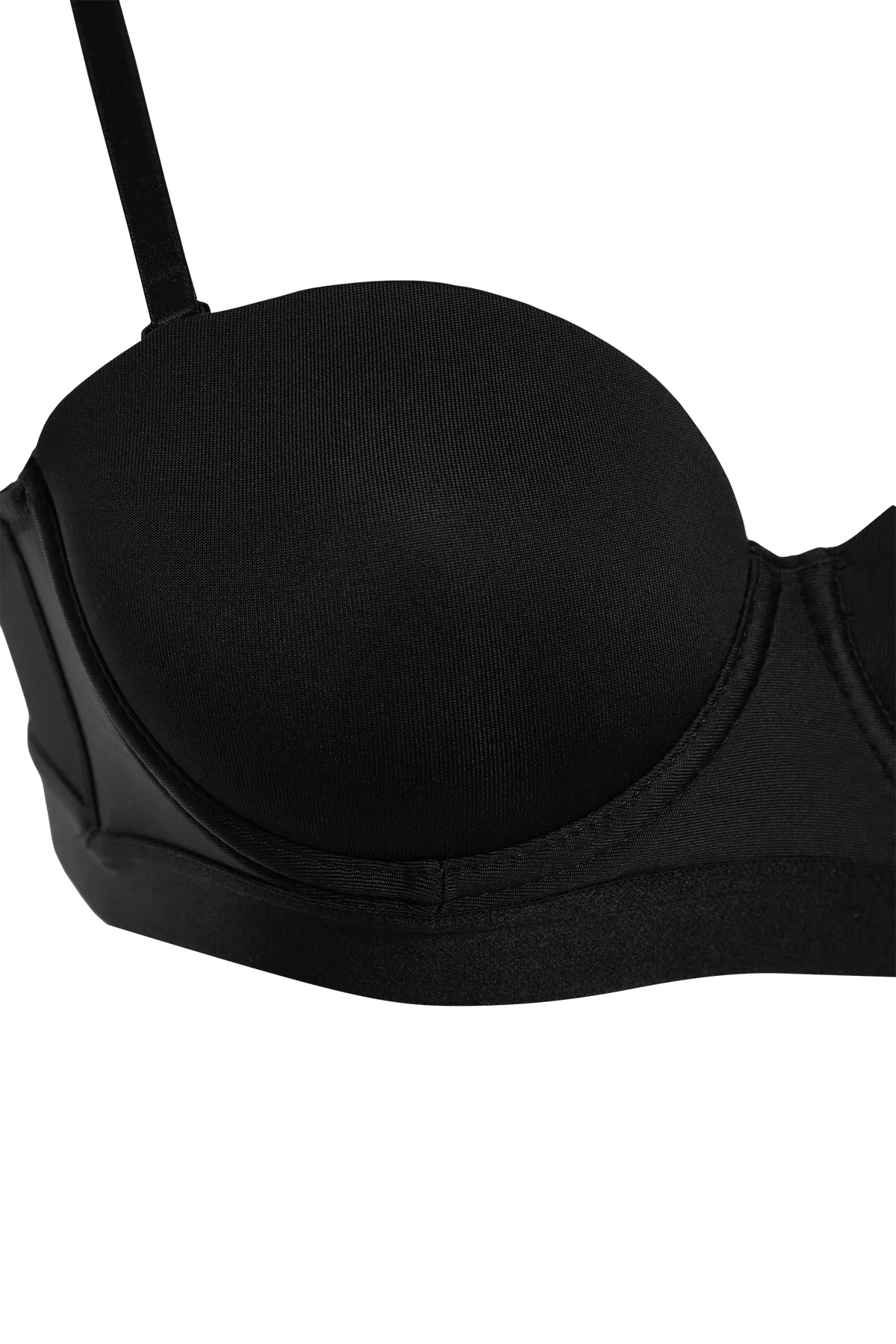 Trendyol Collection  Premium schwarzer Push-Up-BH aus Polyamid, trägerlos, Strick, mit abnehmbarem String-Träger THMSS24SU00023