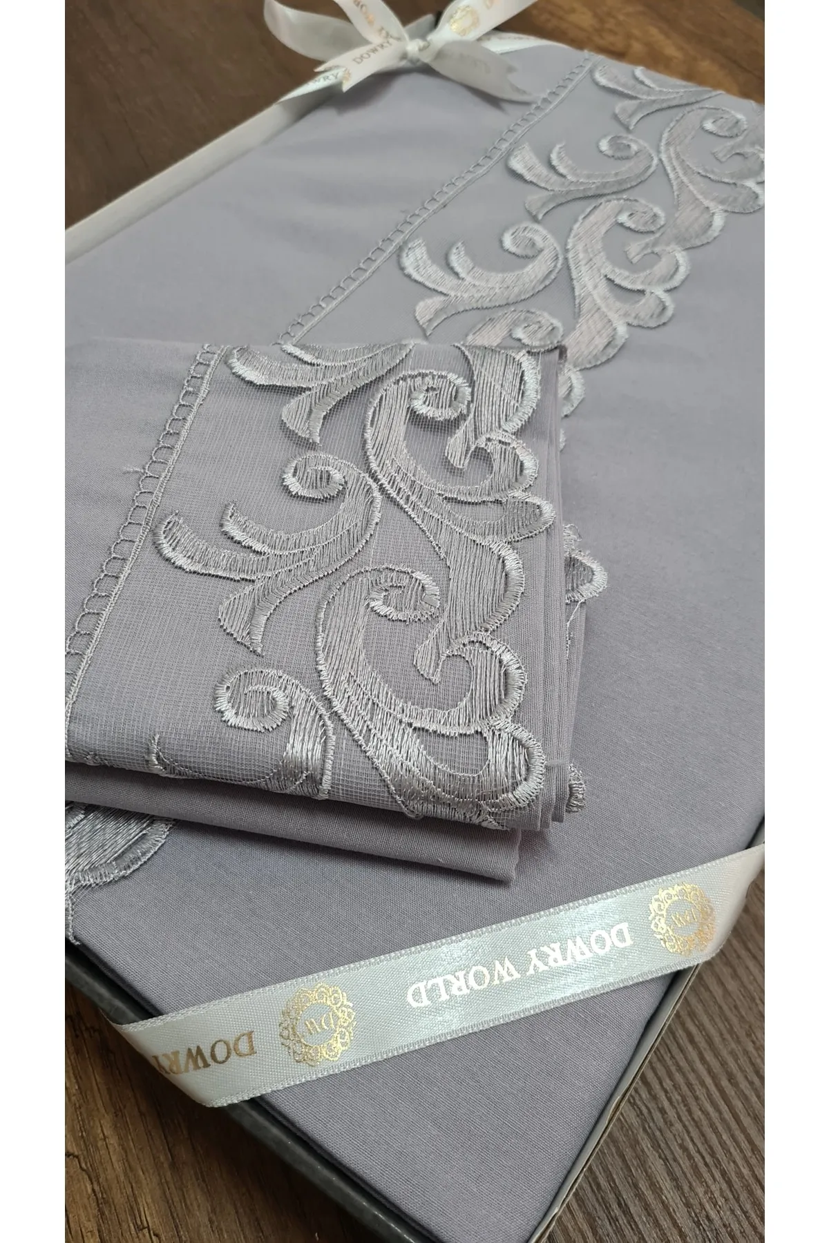 Çeyiz Diyarı  Belinda Bettbezug-Set mit französischer Spitze, Grau