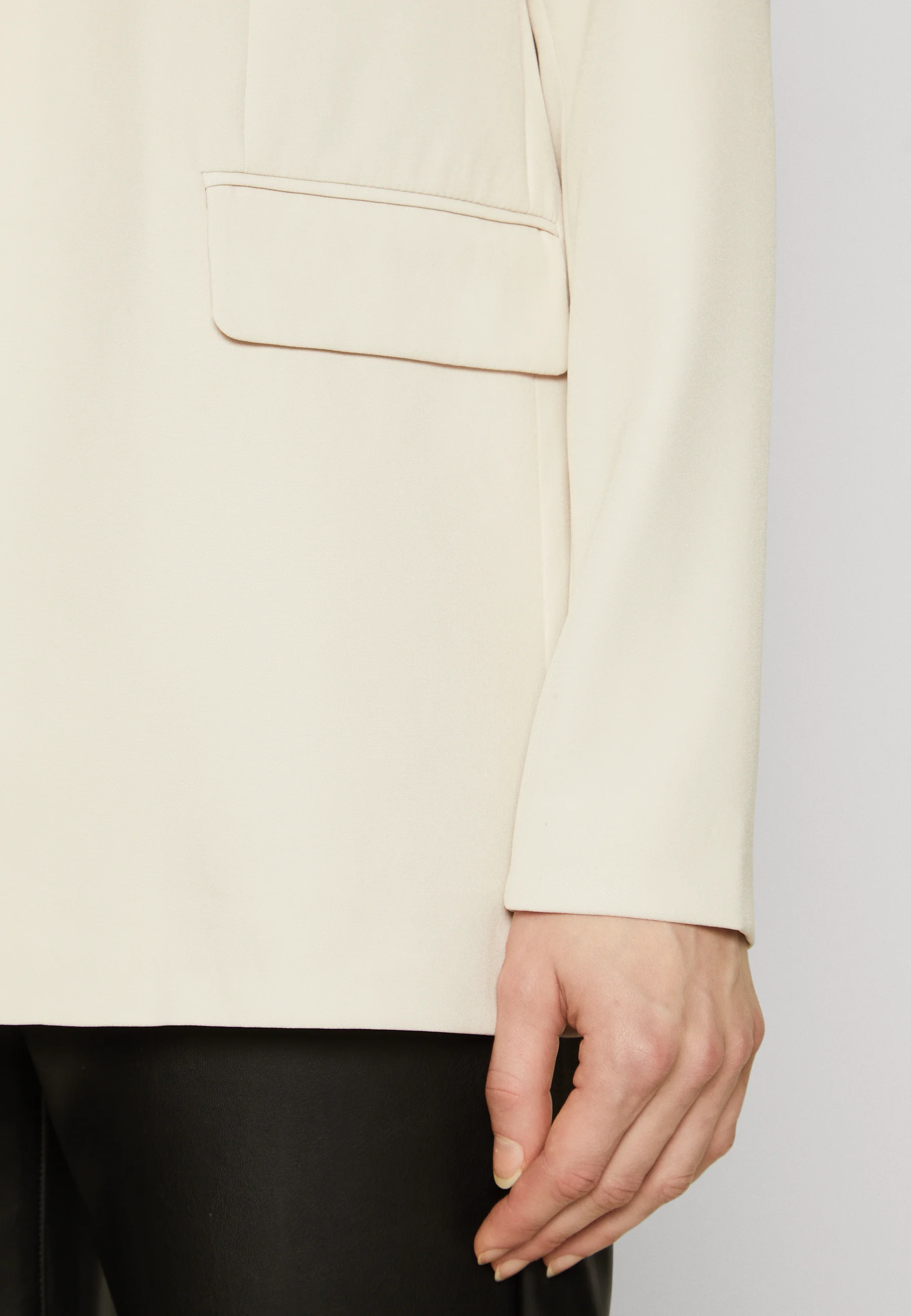 ONLY Tall ONLELLY LIFE LOOSE BLAZER - Abrigo corto