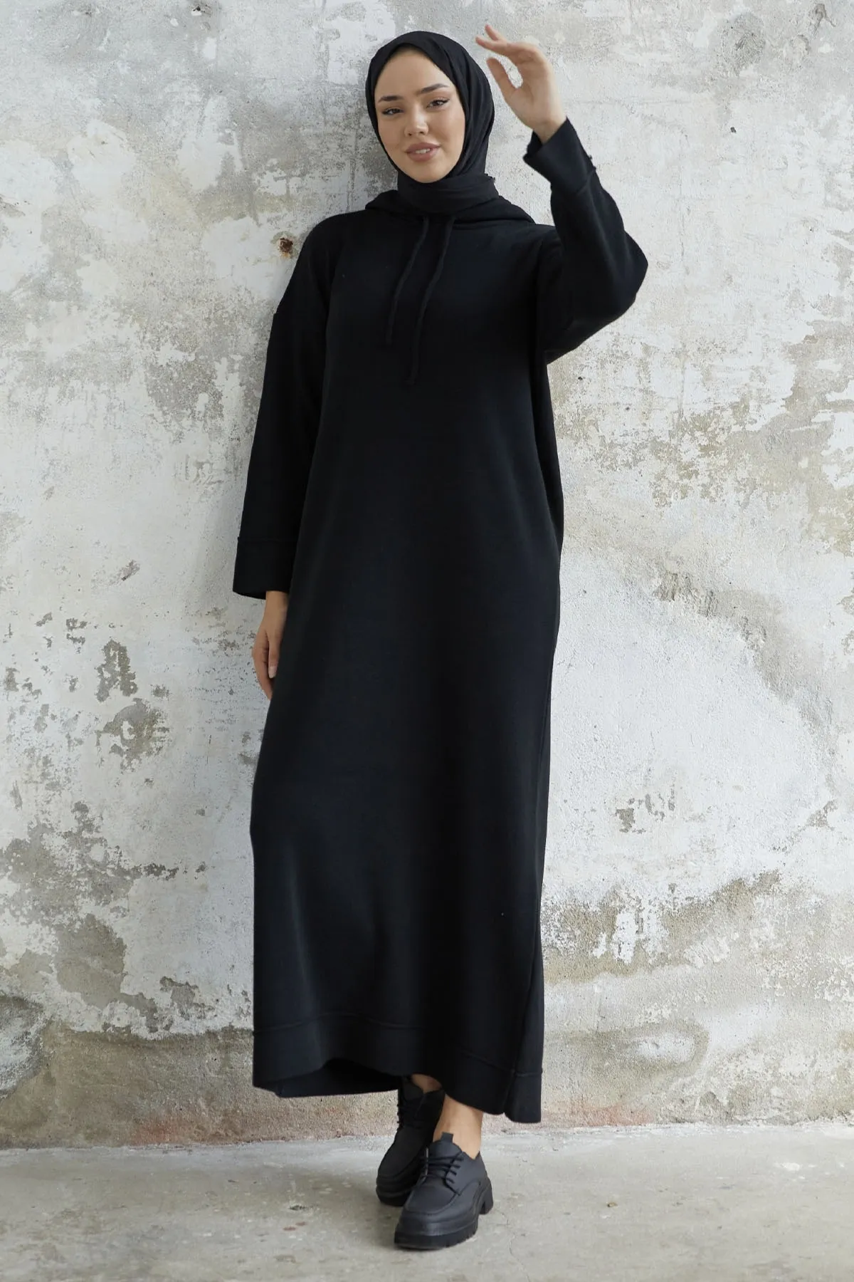 InStyle  İvona Kapuzen-Strickkleid – Schwarz