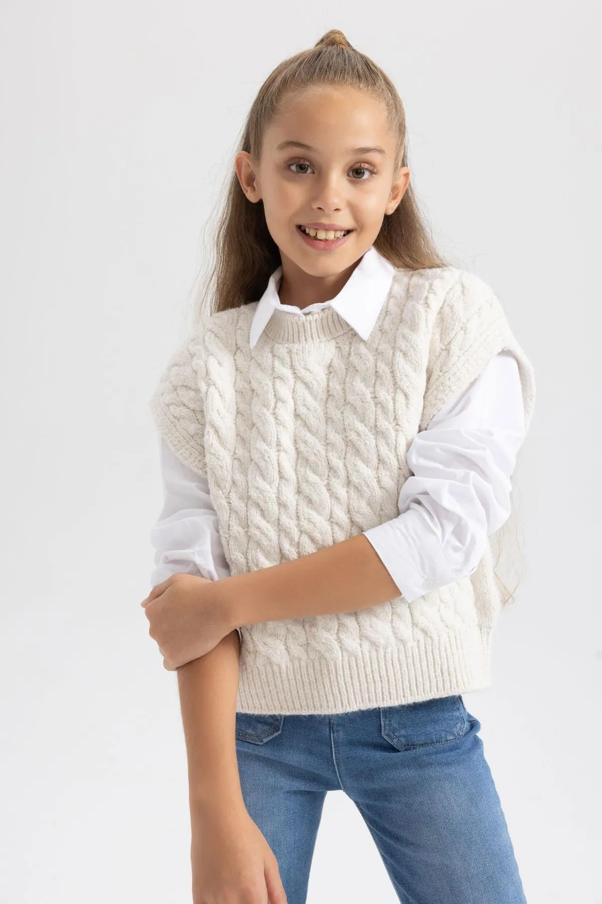 DeFacto  Strickpullover mit normaler Passform für Mädchen Y6289a623au