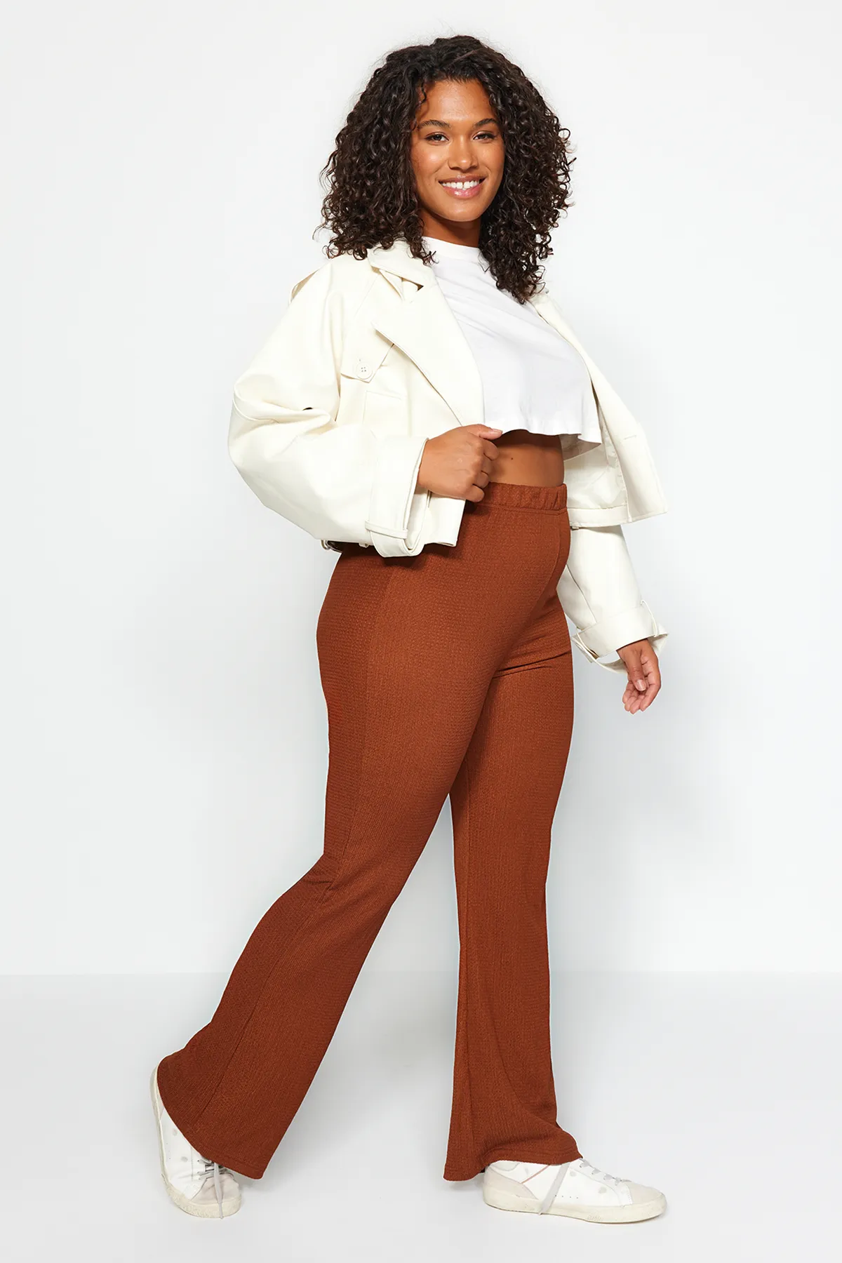 Trendyol Curve  Braune Strickhose TBBSS22PL0416