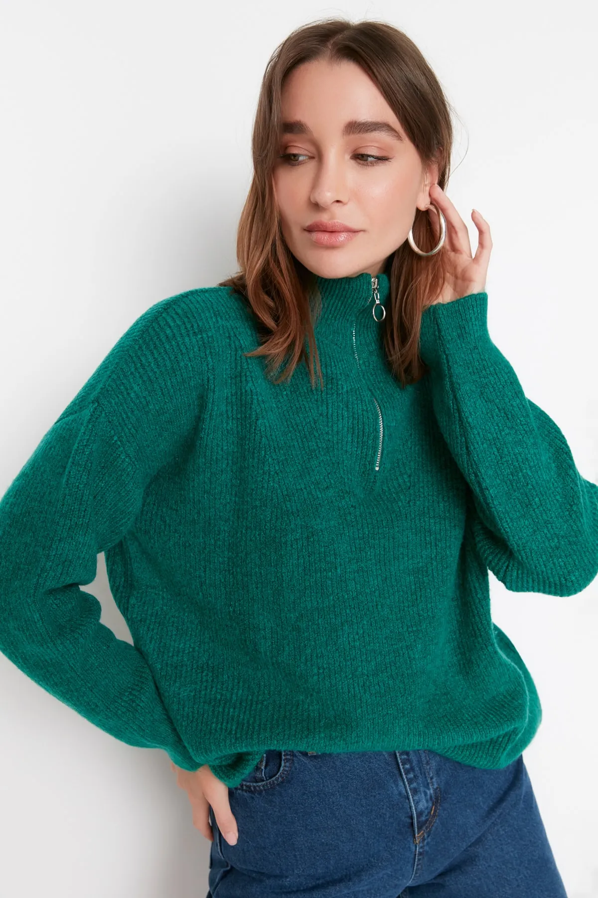 Trendyol Collection  Grüner Strickpullover mit weicher Struktur und Reißverschluss TWOAW20XS0009