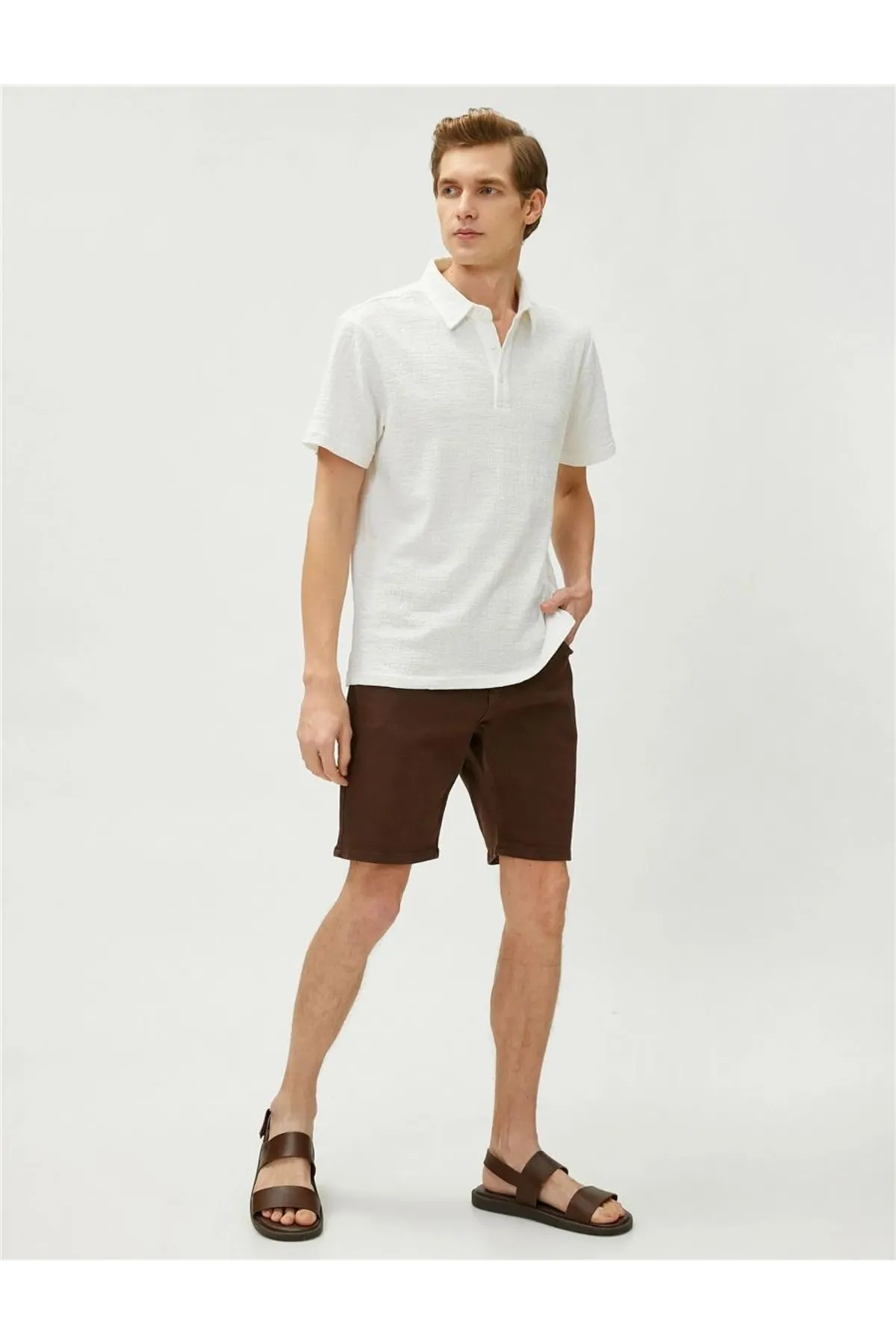 Koton  3sam10074mk 010 Ecru Herren-Kurzarm-T-Shirt aus Baumwolljersey mit Polokragen