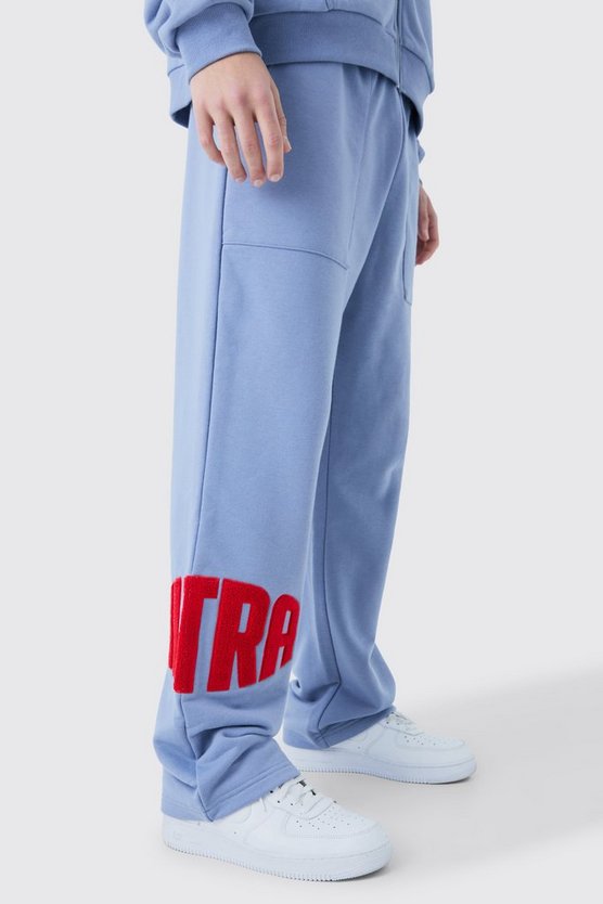 Jogginghose mit geradem Bein und Borg-Applikation