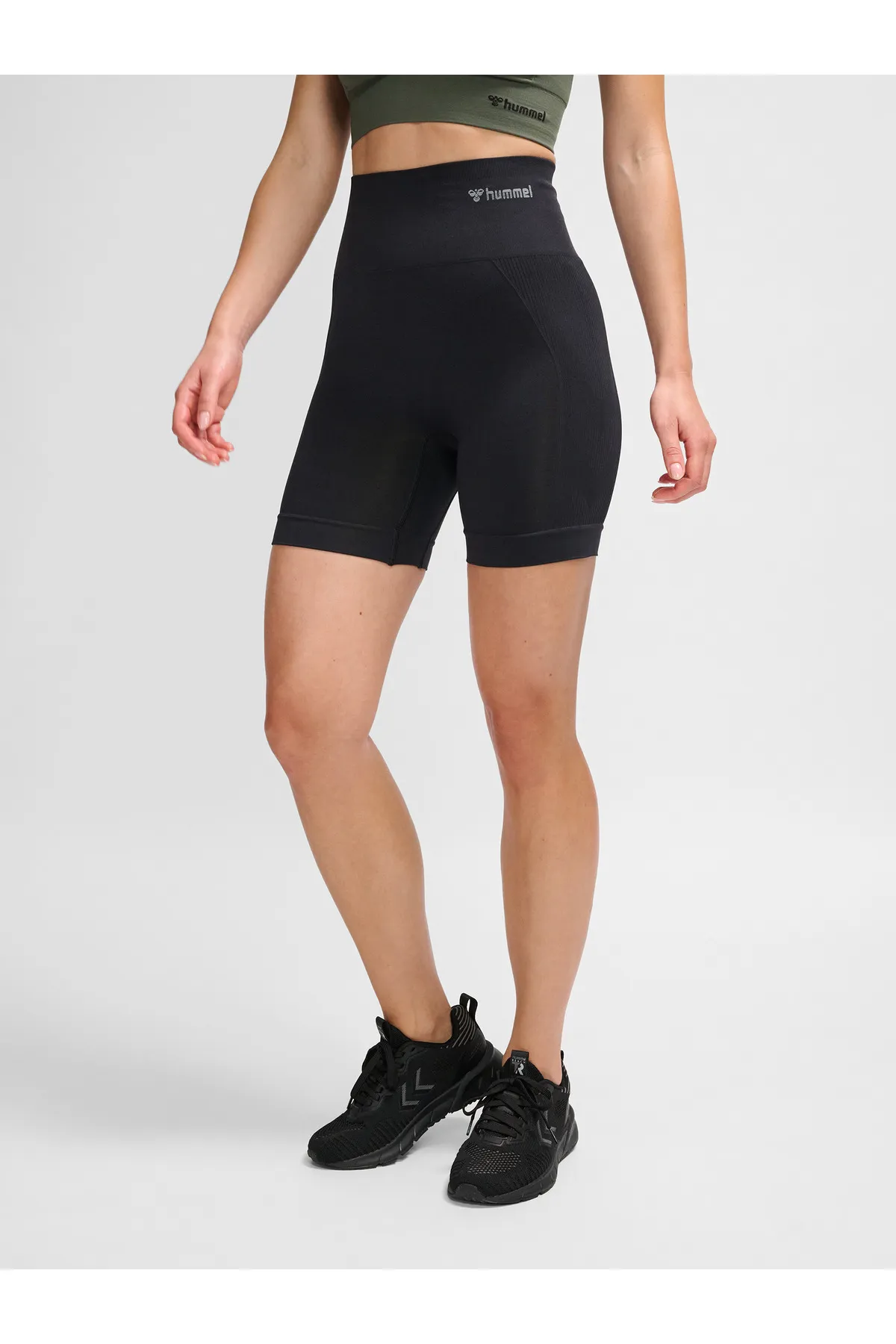 hummel  Shorts - Schwarz - Mittlerer Bund