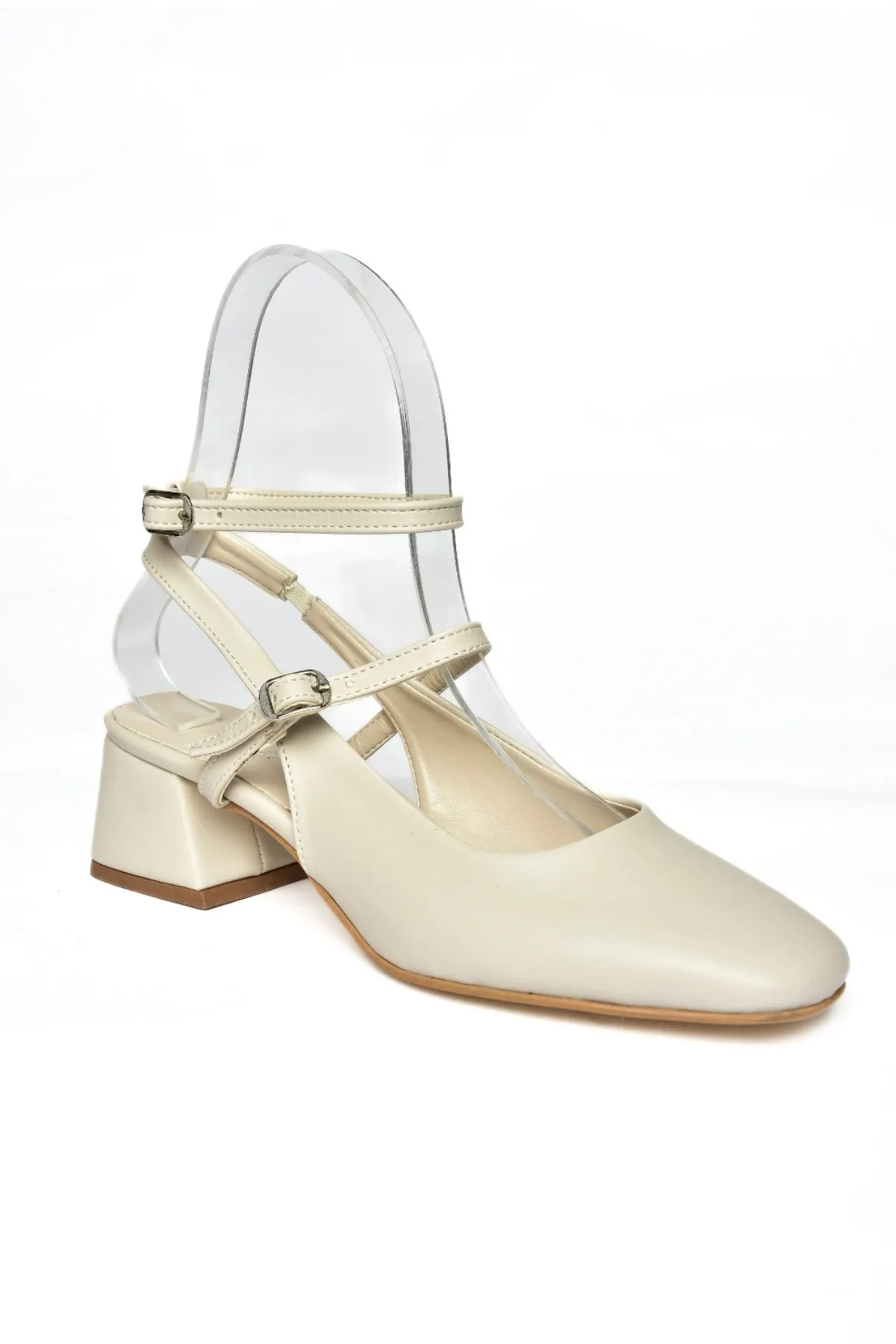 Fox Shoes  P654137009 Beige Mary Jane Damenschuhe mit niedrigem Absatz Maryjane