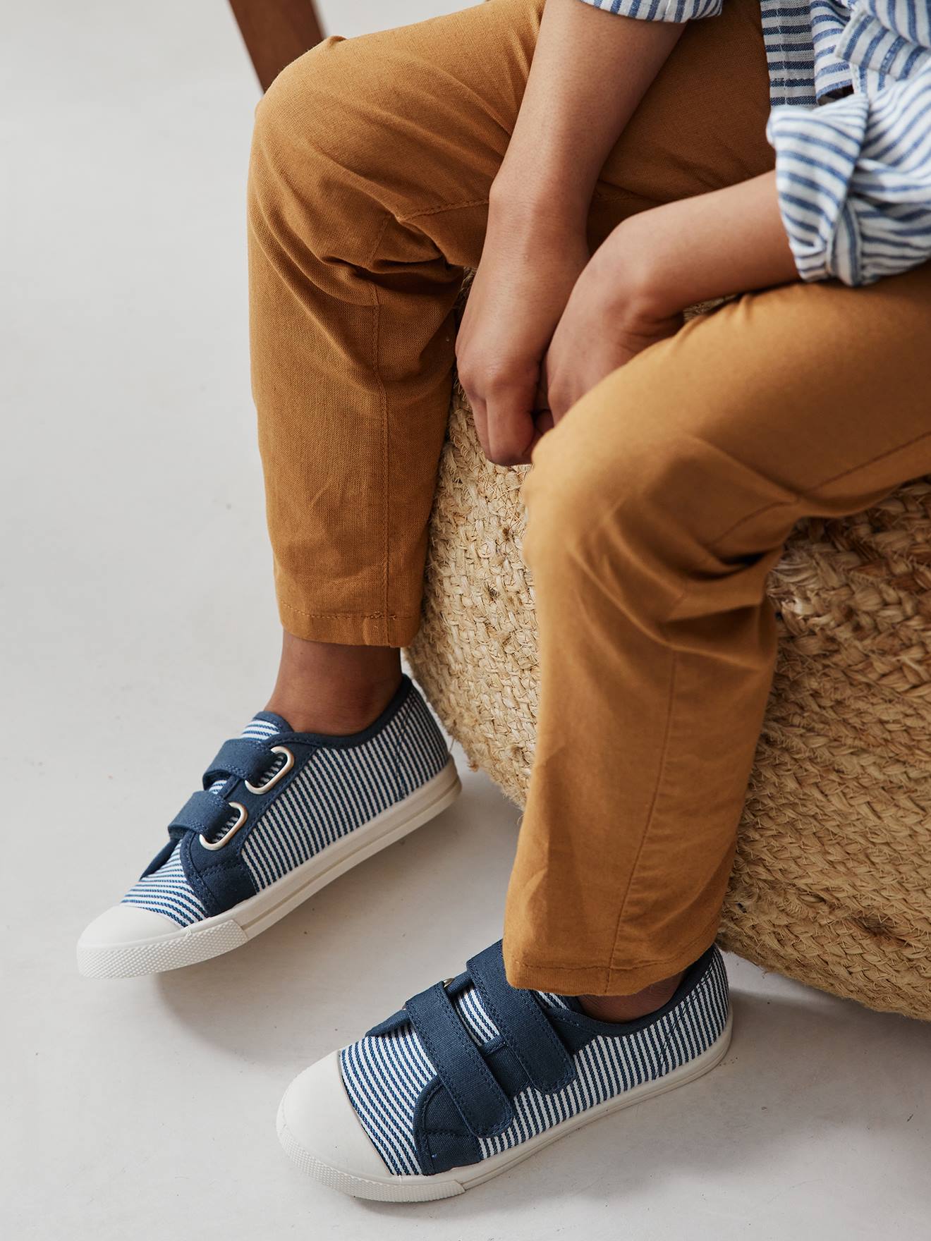 Baskets scratchées en toile enfant moutarde