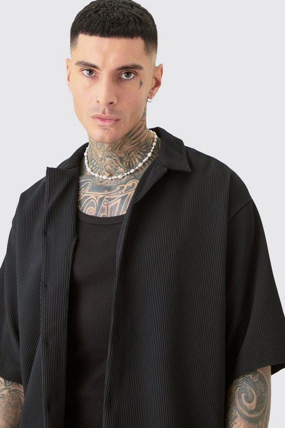 Tall kurzärmliges Oversize Hemd und Shorts