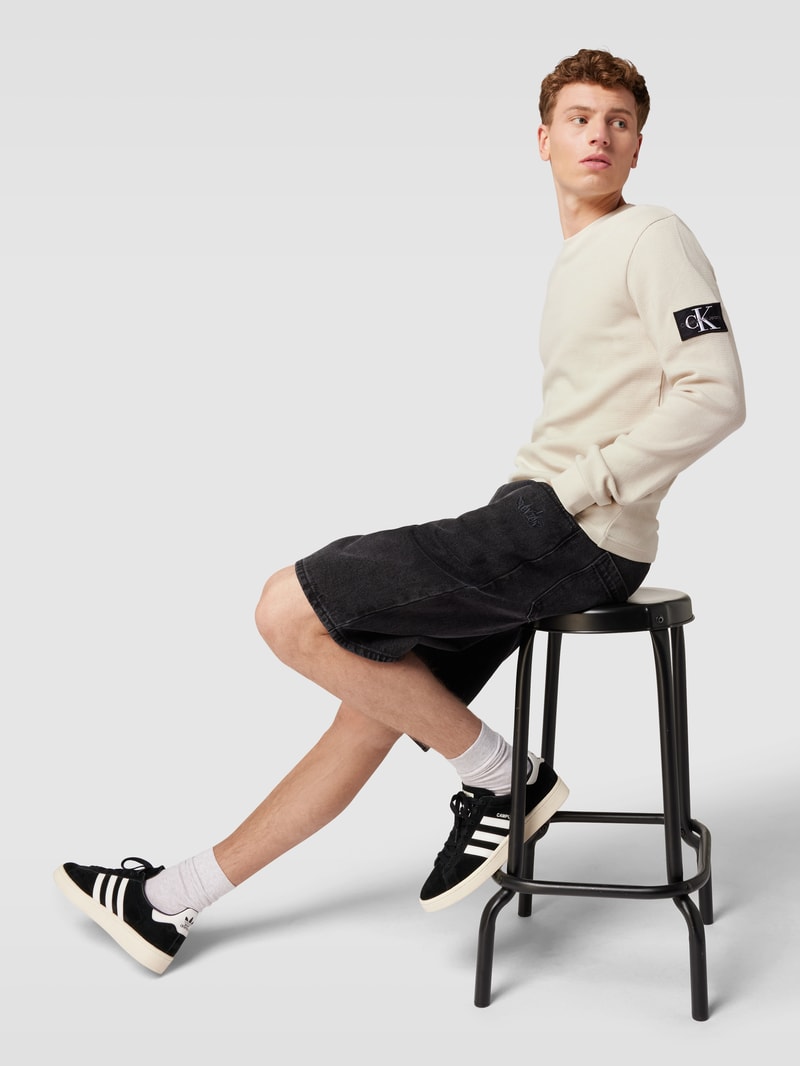 Longsleeve aus Baumwolle mit Strukturmuster Modell 'WAFFLE' in beige