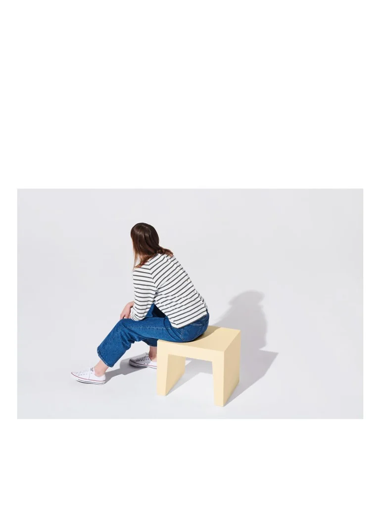 Scaun Fatboy din beton, șezut 40 x 50 cm.