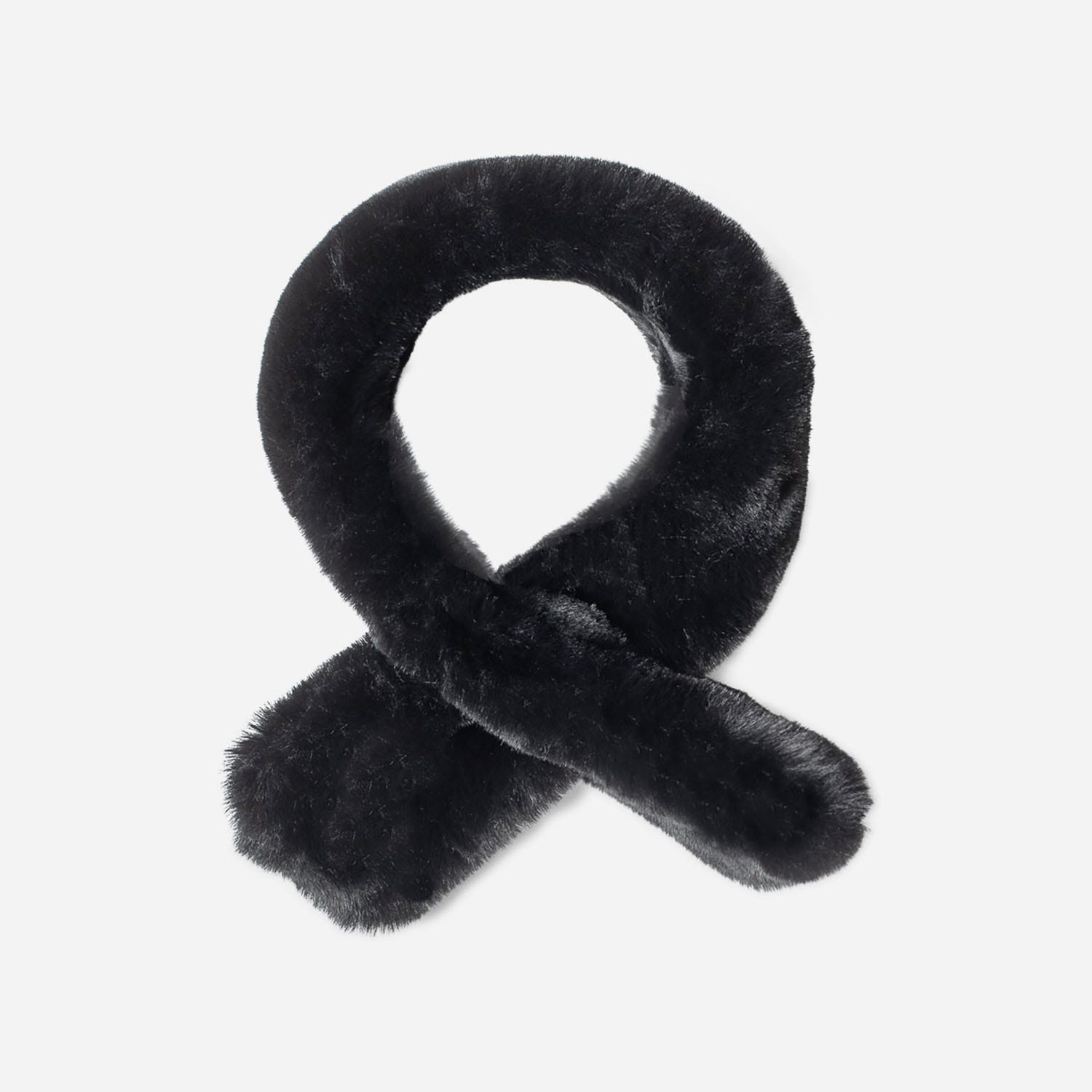 Écharpe noire imitation fourrure