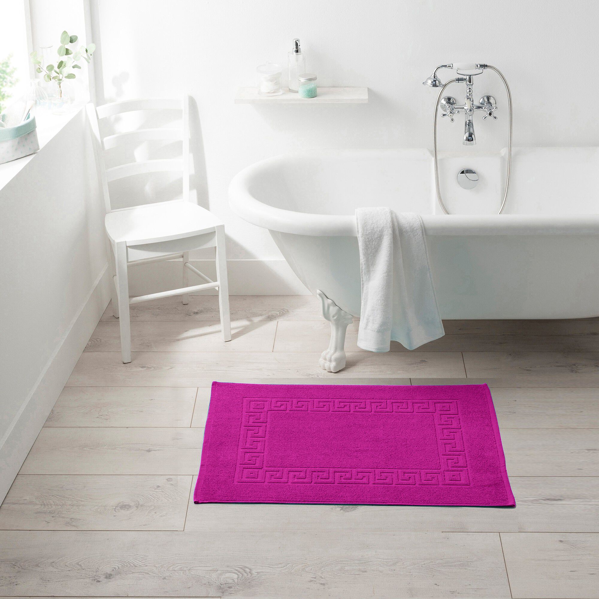 Tapis de bain éponge liteau motif frise grecque