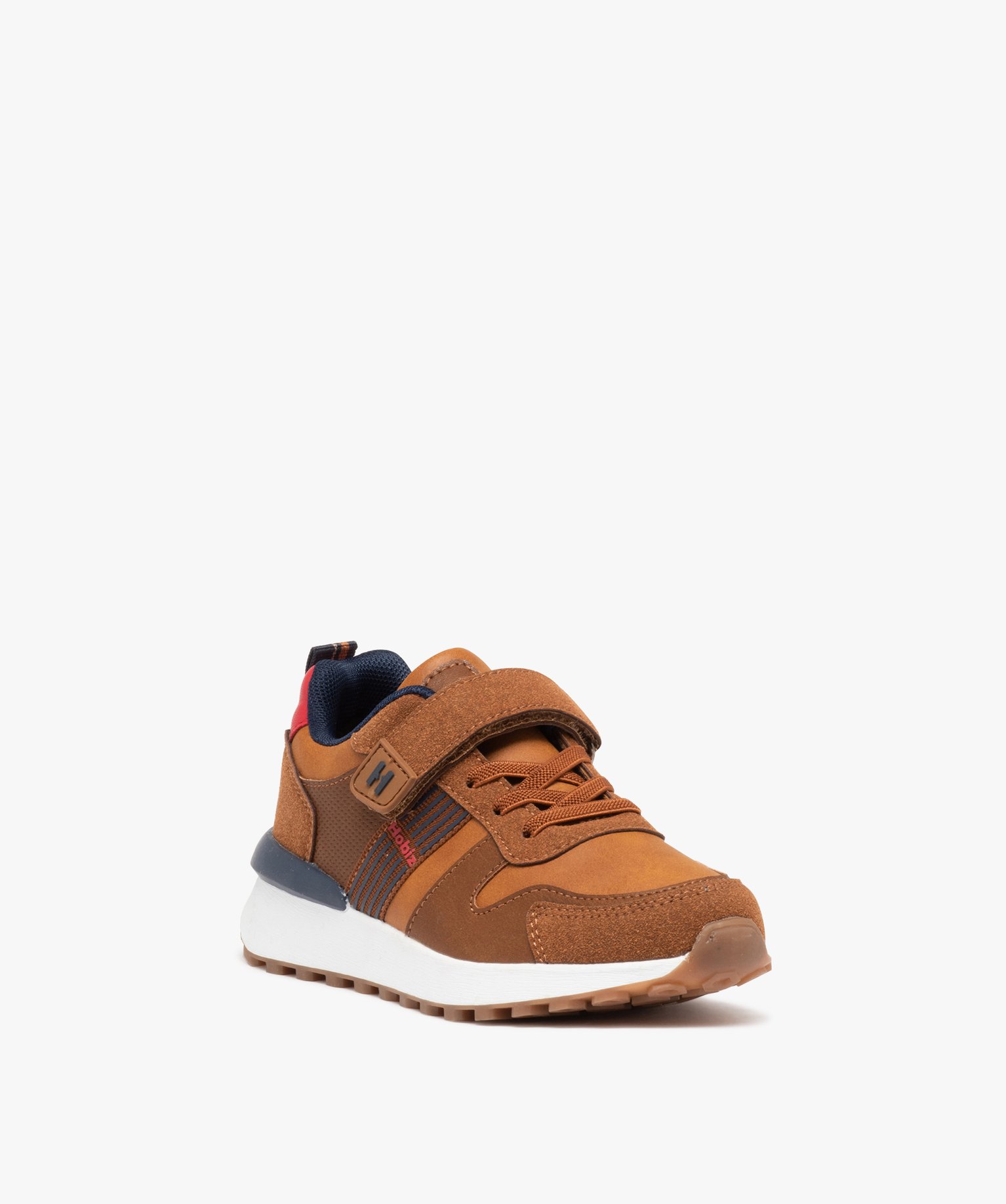 Baskets Garçon style jogger avec détails en suédine et à... marron | GEMO