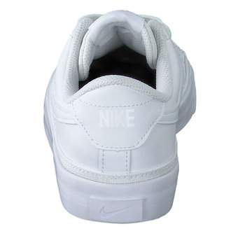 Nike Court Legacy Sneaker in weiß